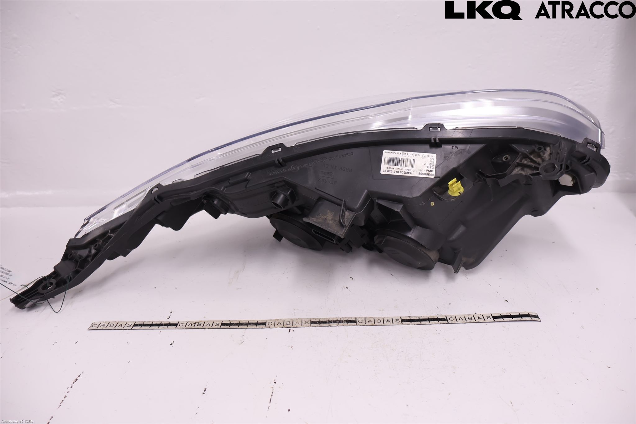 Peugeot 208 12-15 Frontlykt Venstre