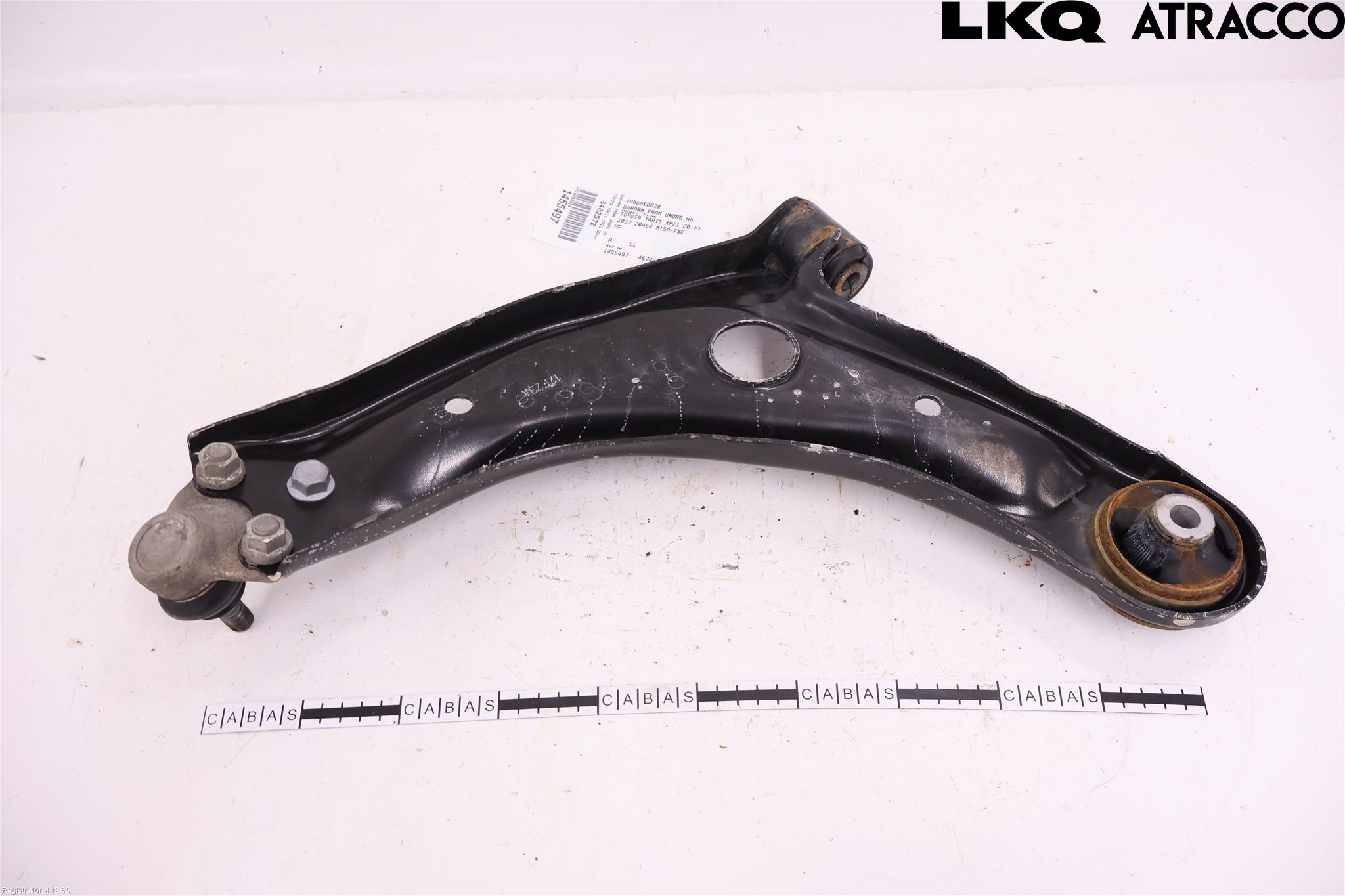 Toyota YARIS XP21 20- Bærearm Foran Høyre Nedre