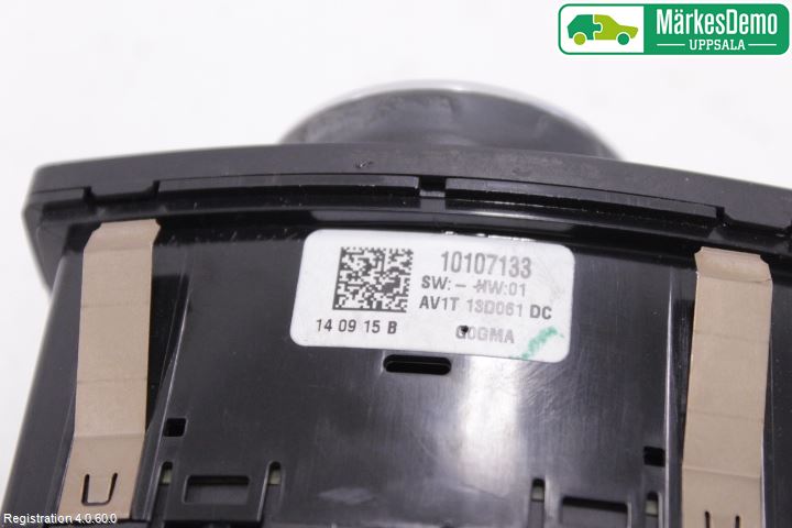 Ford TRANSIT/TOURNEO COURIER 13-23 Bryter Hovedlys