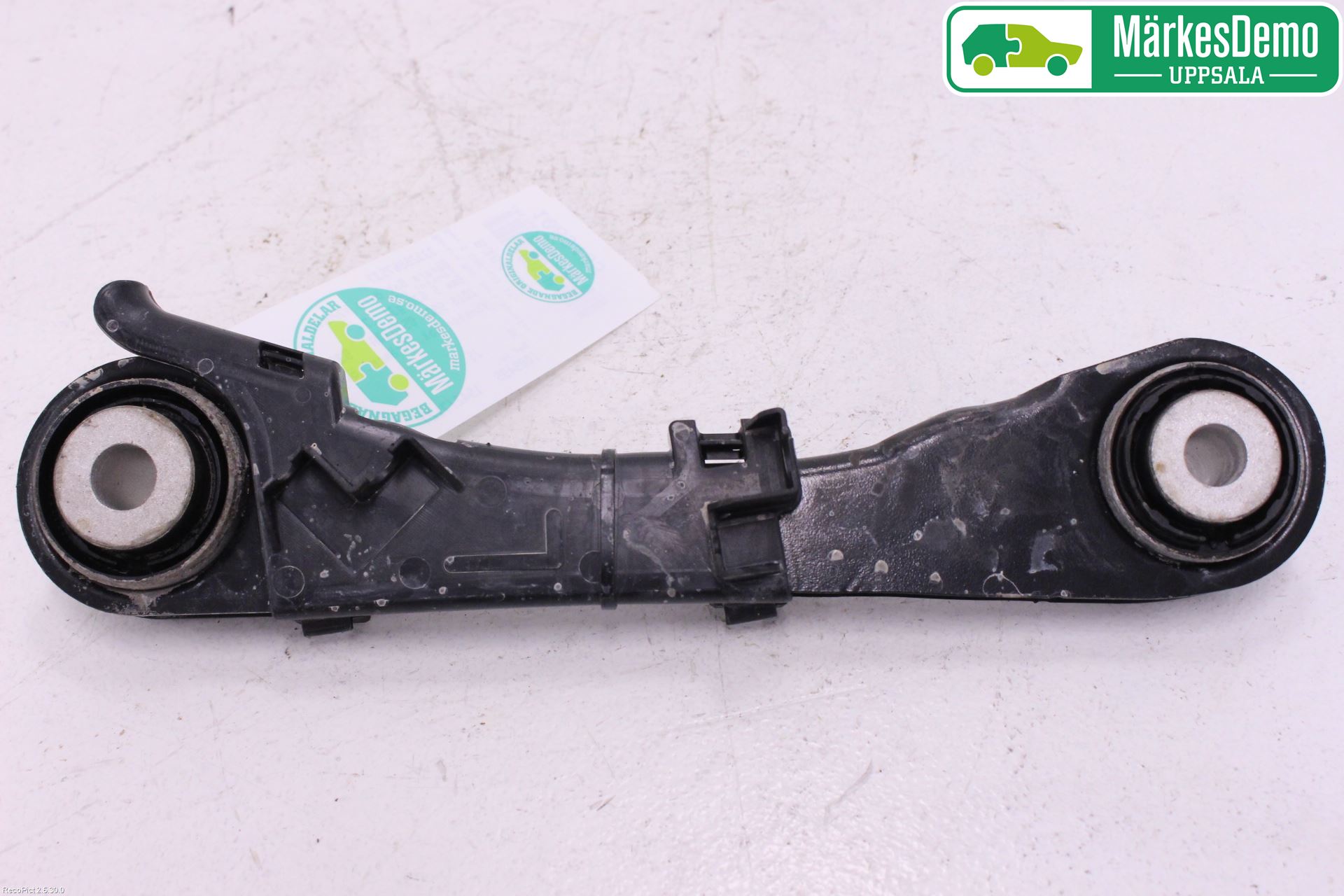 BMW 5 G30/G31/F90 17-23 Bærearm Bak Venstre Øvre