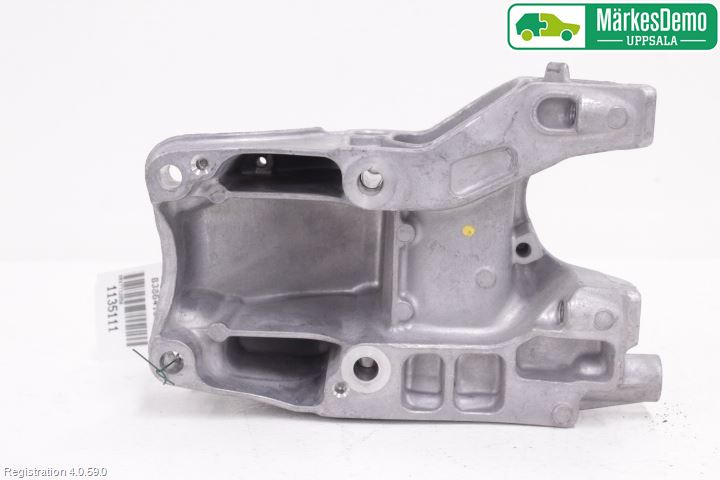 Mercedes-Benz MB A-KLASS (W177) 18- Drivaksel Fordelingshus
