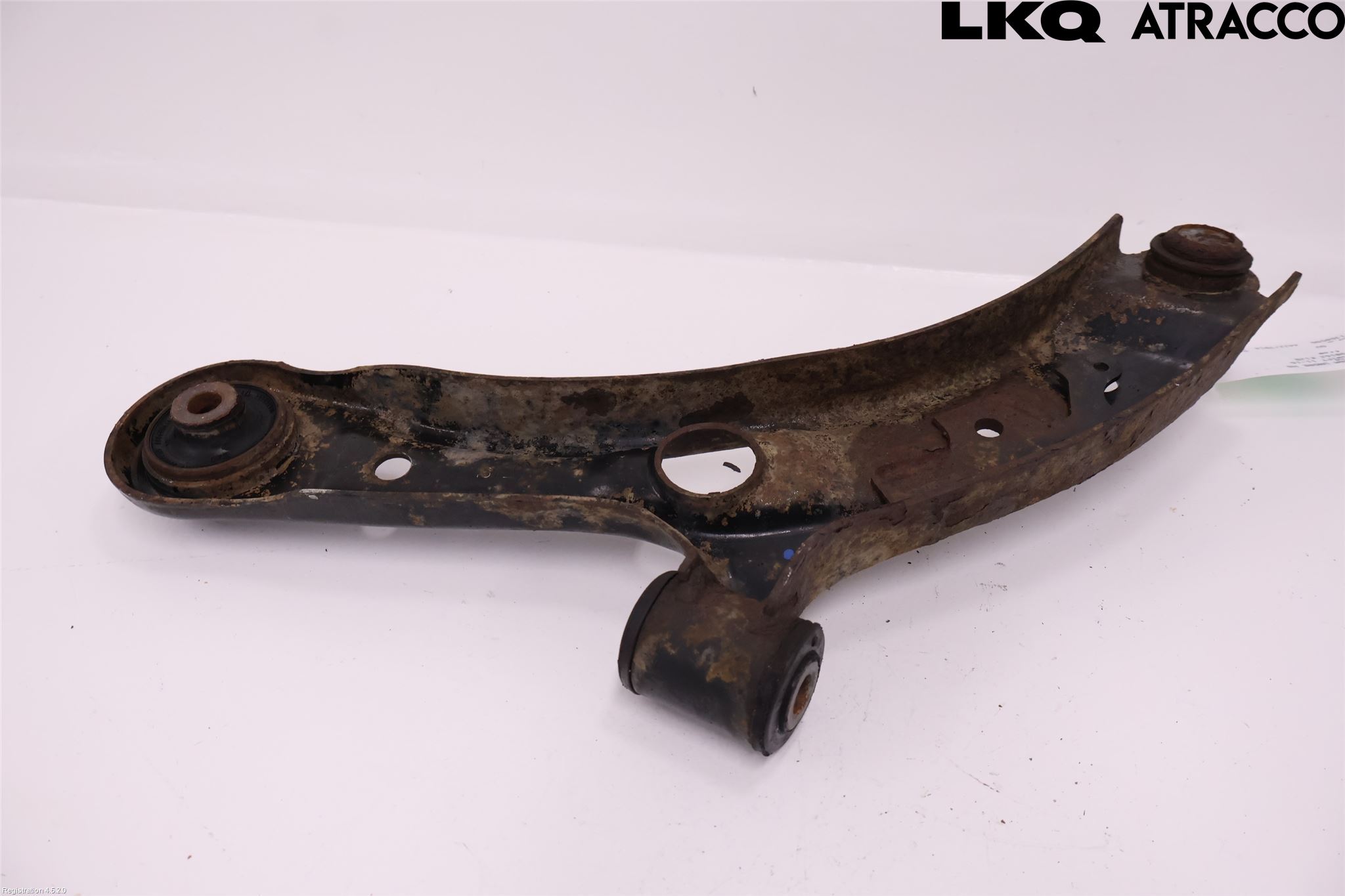 Suzuki SWIFT 11-16 Bærearm Foran Høyre Nedre