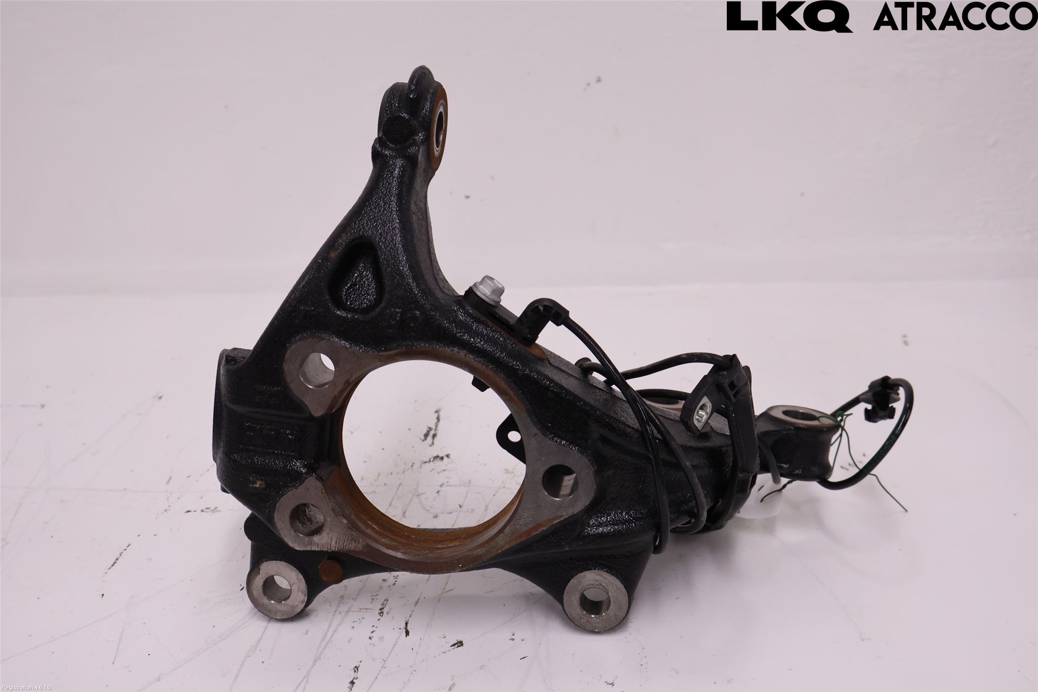 Toyota COROLLA CROSS XG10 22- Spindel Hf