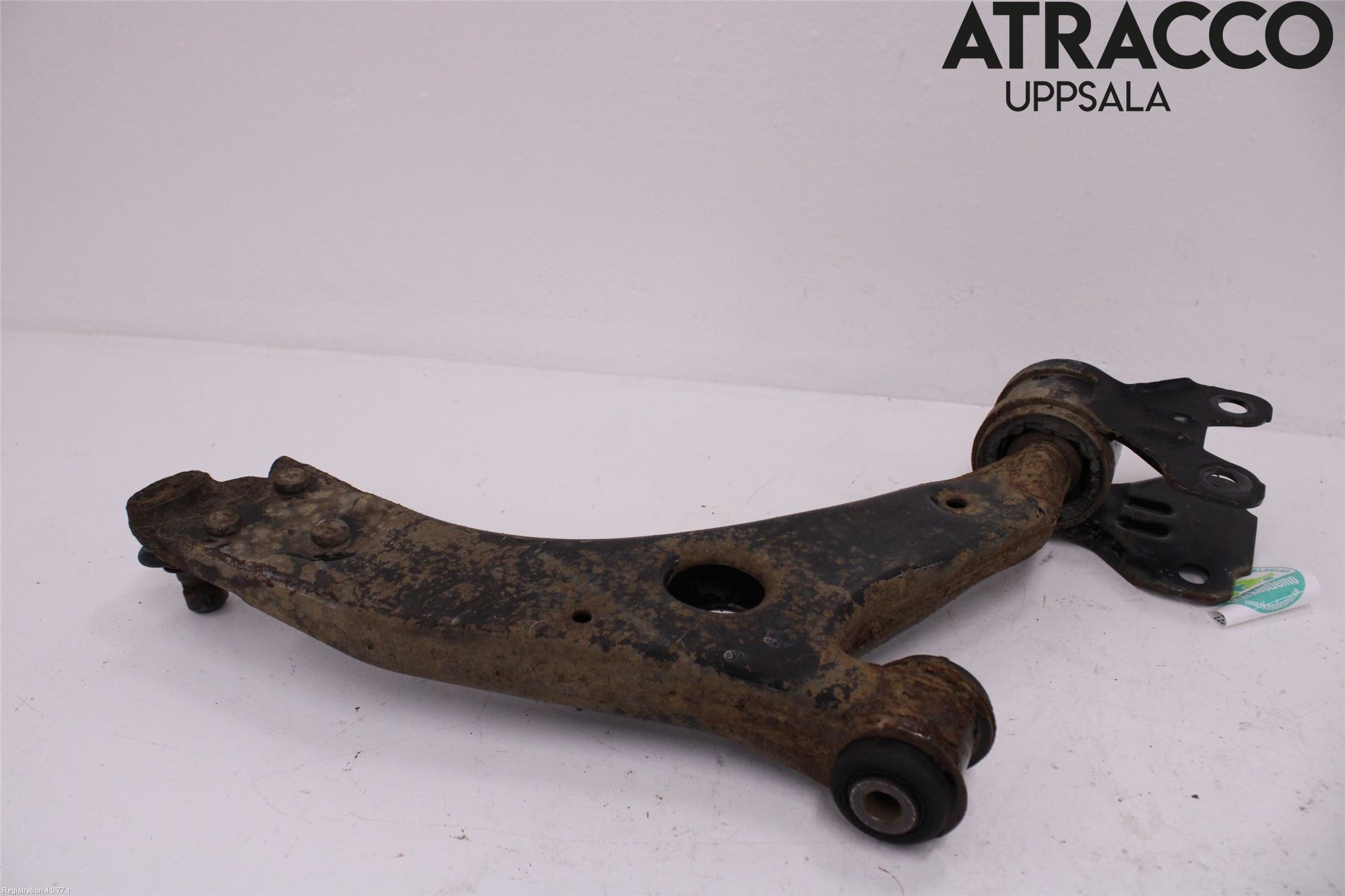 Ford C-MAX II  11-14 Bærearm Foran Venstre Nedre