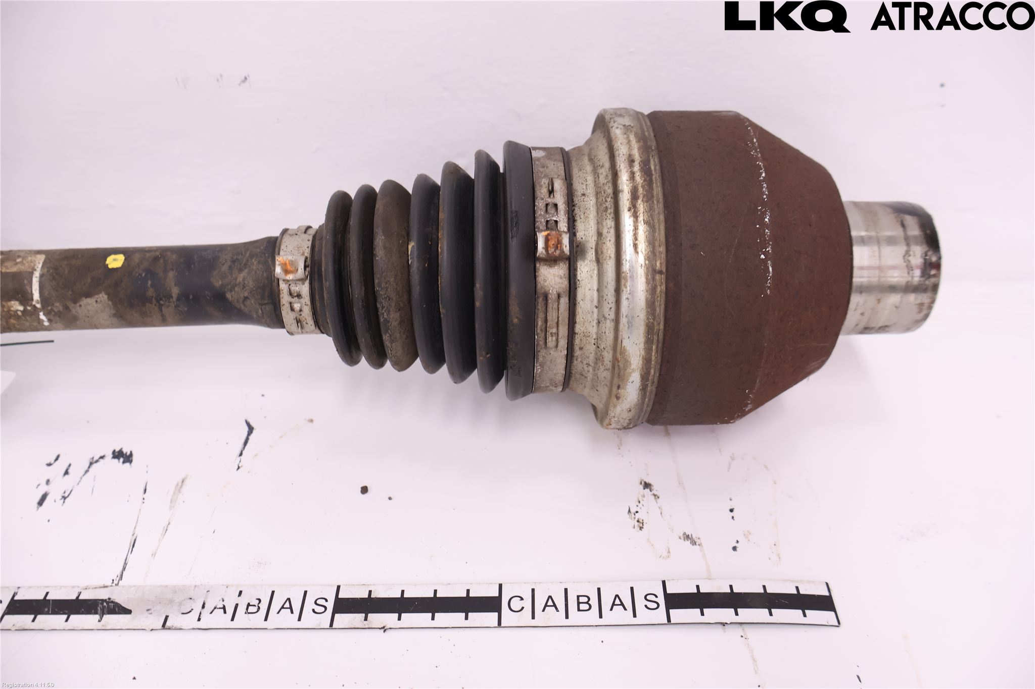 Volkswagen VW TRANSP/CARAVELLE (T5) 04-15 Drivaksel Foran Kompl Venstre