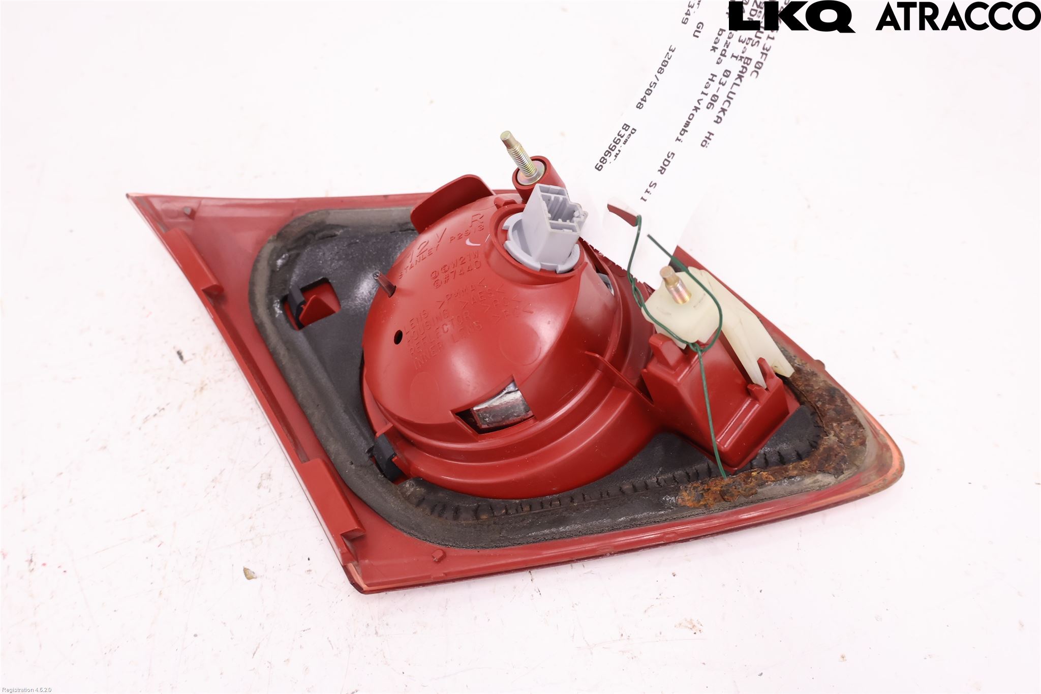 Mazda 3 I 03-06 Baklykt Høyre  På Luke(Indre)