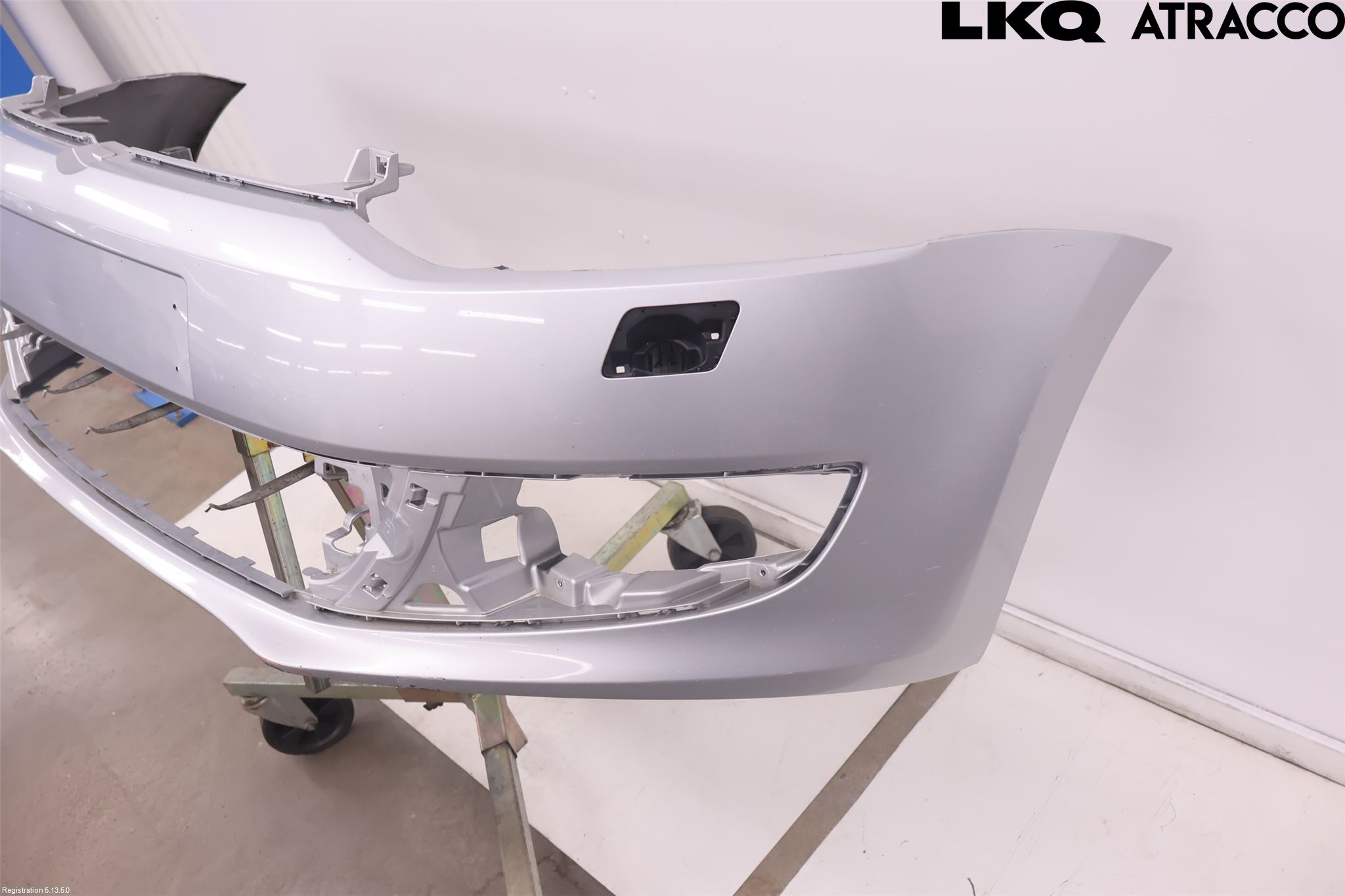 Volkswagen VW POLO 10-17 Støtfanger Foran Plastdeksel