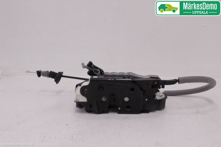 Volkswagen VW POLO 10-17 Dørlås - Låsekasse