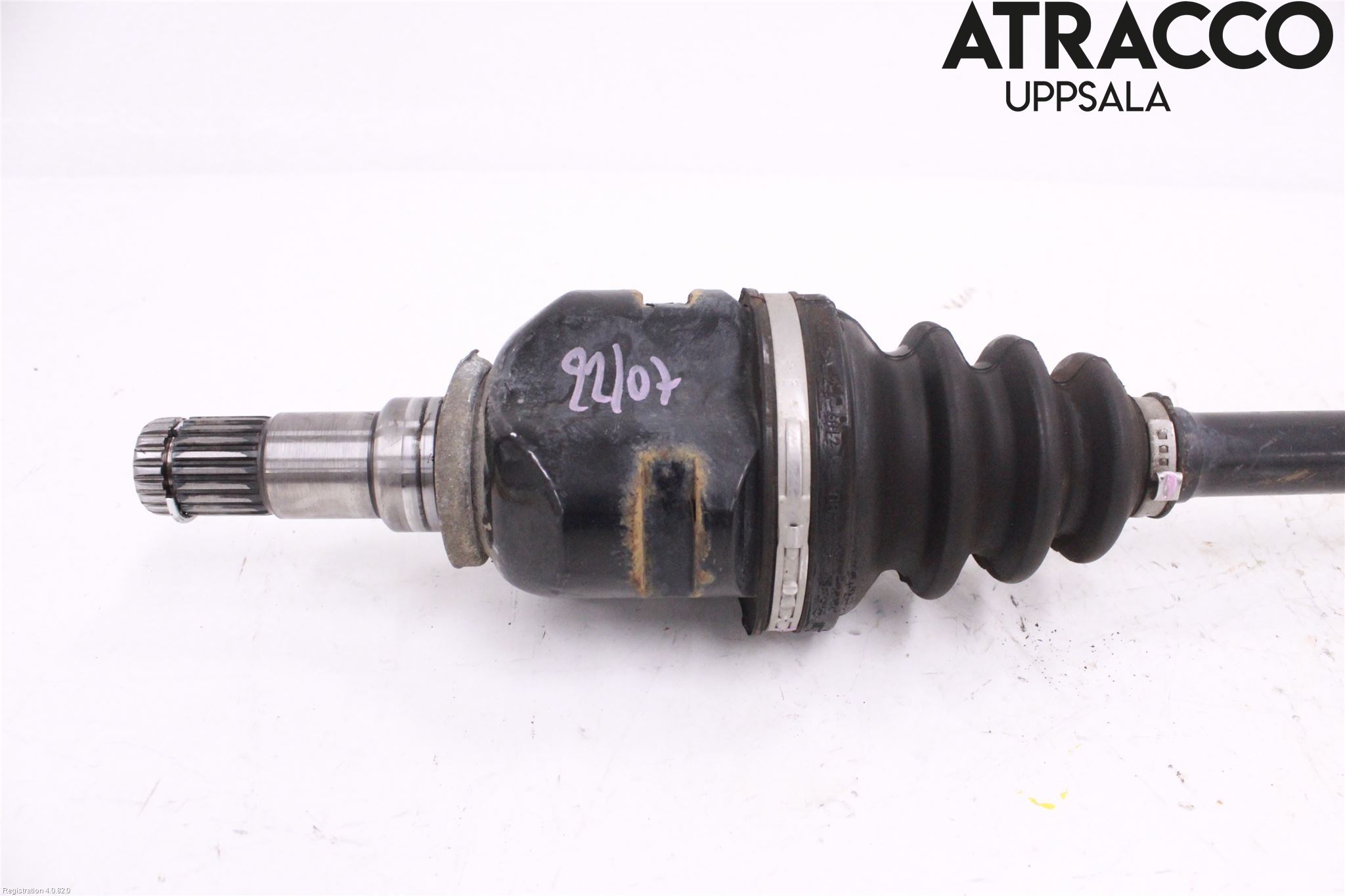 Toyota YARIS XP130 15-20 Drivaksel Foran Kompl Venstre