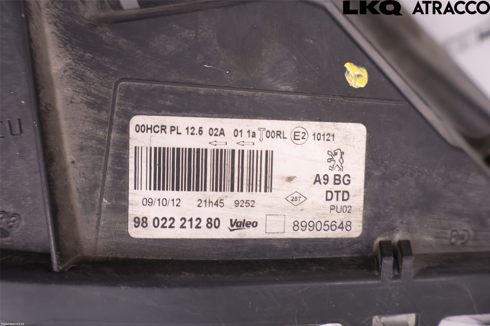 Peugeot 208 12-15 Frontlykt Høyre