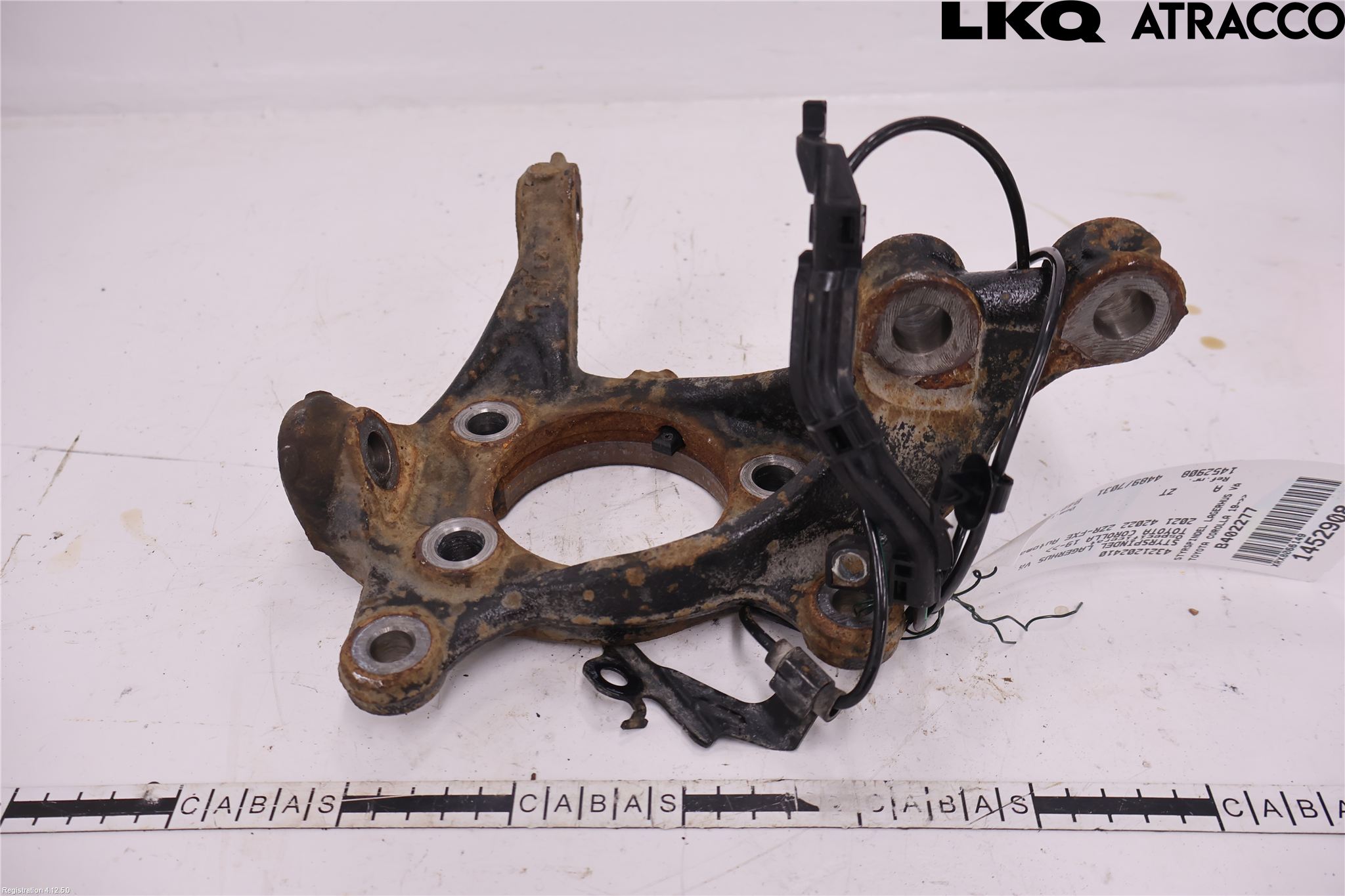 Toyota COROLLA 19- Spindel Vf