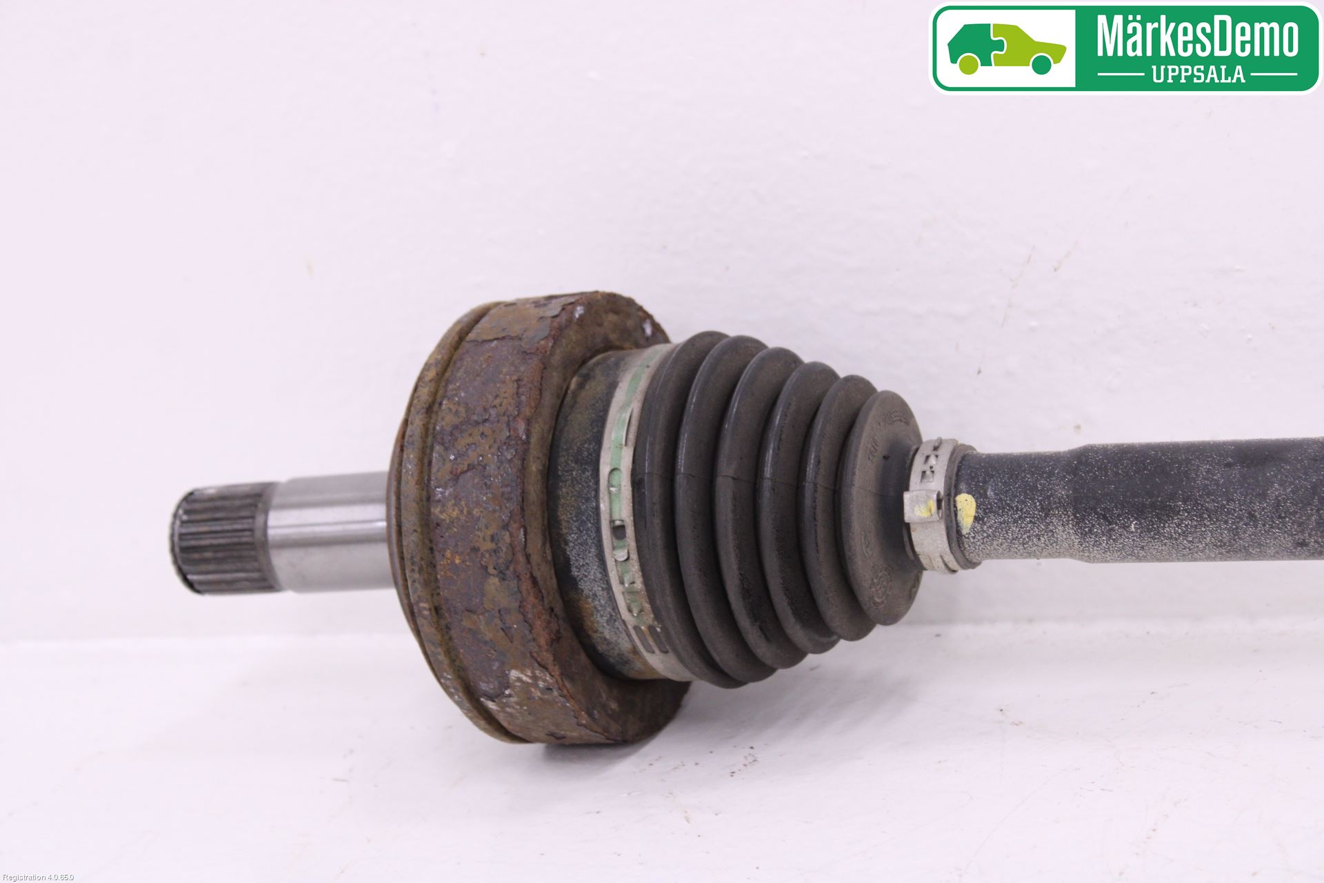 Mercedes-Benz MB VITO/VIANO (W639) 04-14 Drivaksel Bak Kompl Venstre