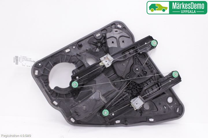 Volkswagen VW TOUAREG 7P 11-18 Vindusheis El Komp