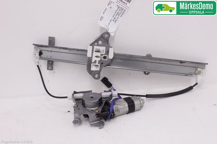 Nissan NAVARA 98-05 Vindusheis El Komp