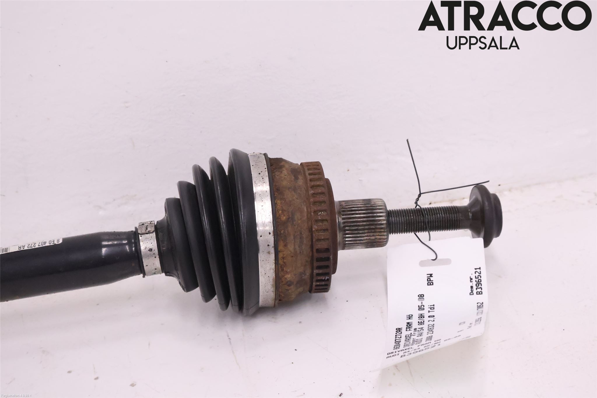 Audi A4/S4 05-07 Drivaksel Foran Kompl Høyre