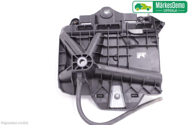 Skoda FABIA 15-21 Batterikasse - Feste - Holder