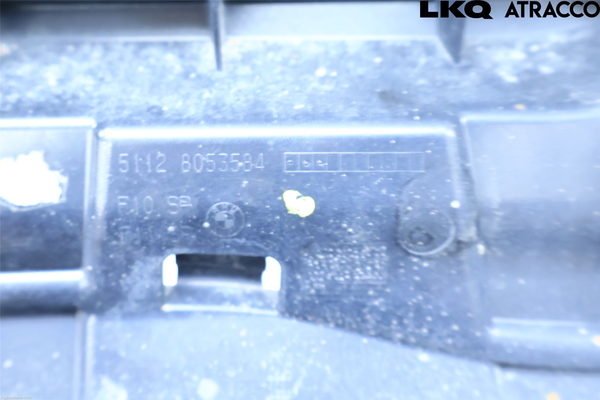 BMW 5 F10/F11/F18 09-17 Støtfanger Bak Midt Del