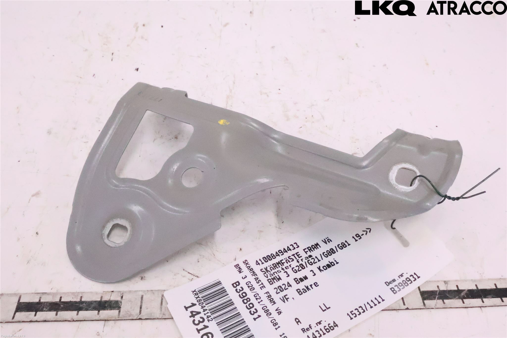 BMW 3 G20/G21/G80/G81 19- Frontskjermfeste Venstre