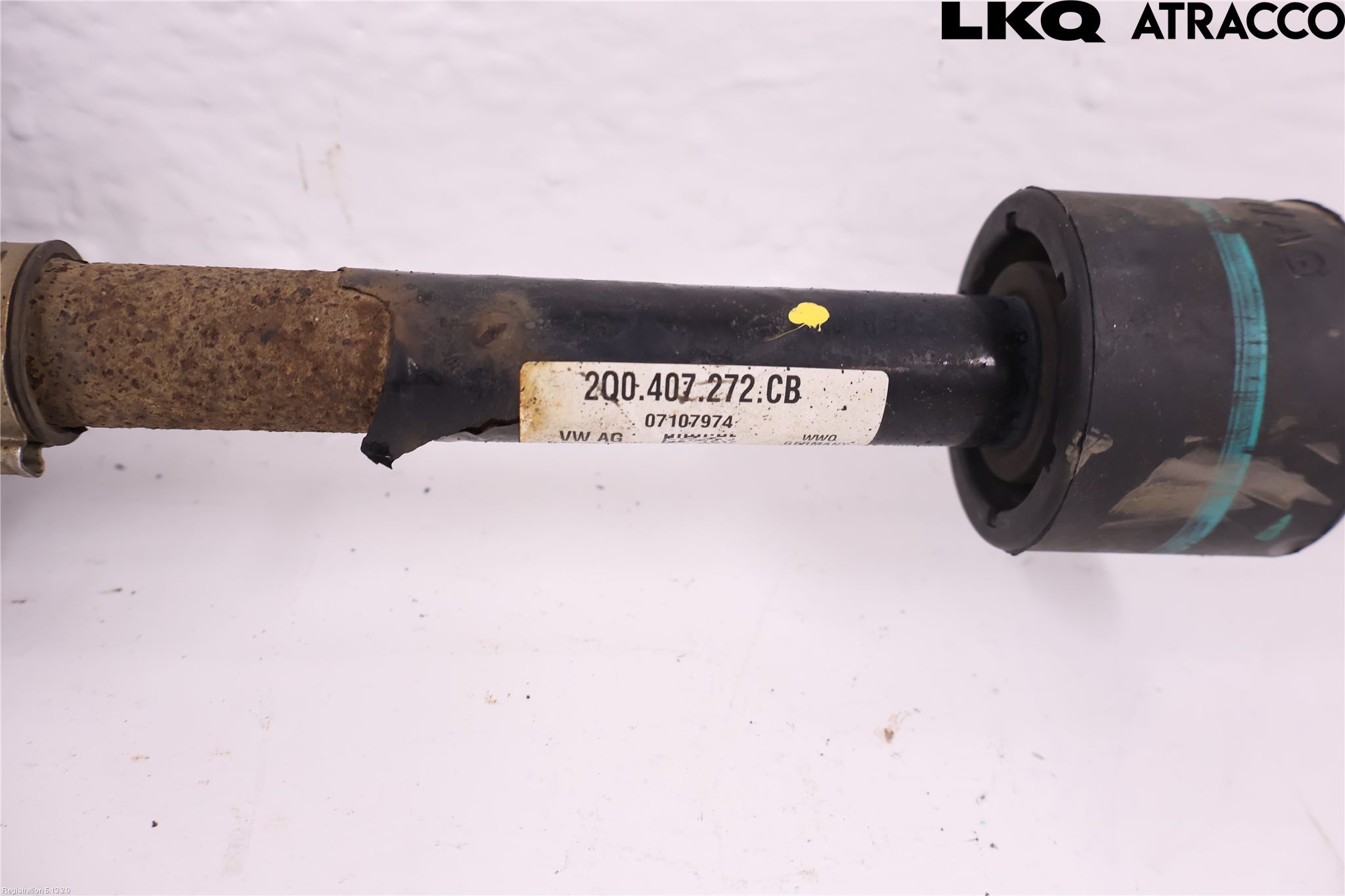 Volkswagen VW POLO VI 18->> Drivaksel Foran Kompl Høyre