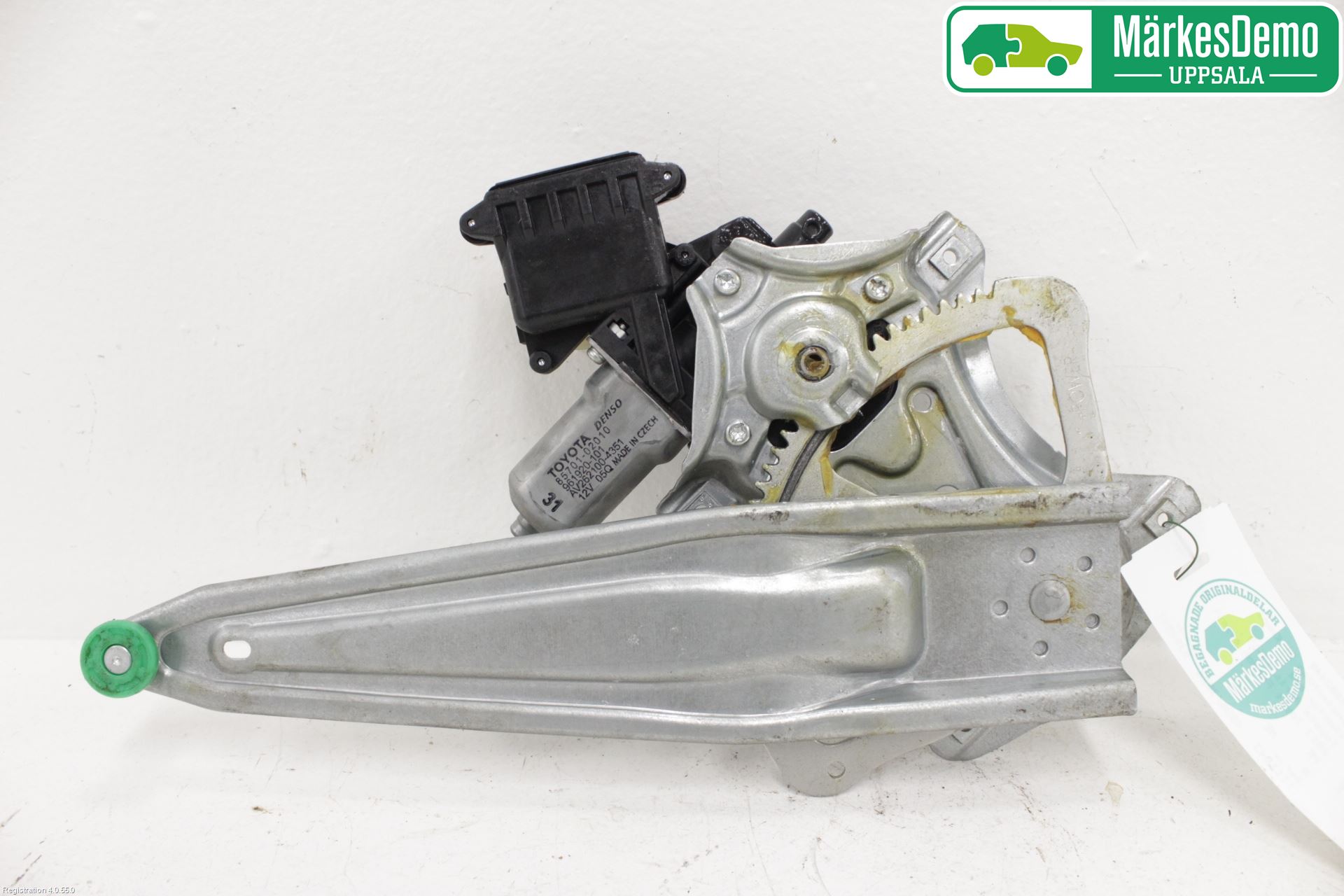 Toyota AURIS 13-19 Vindusheis El Komp