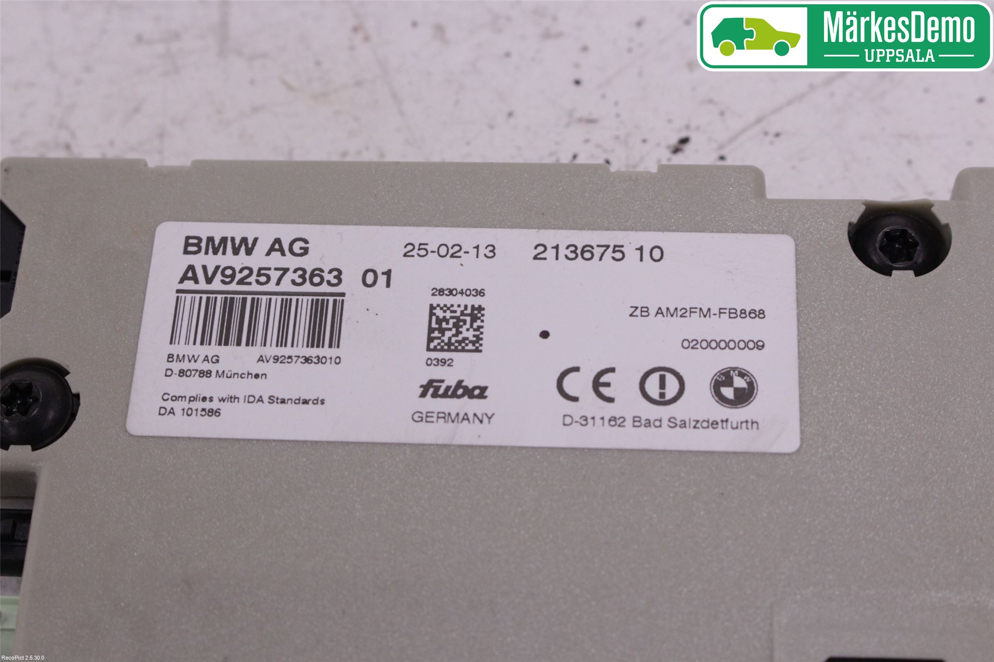 BMW 5 F10/F11/F18 09-17 Bryter Antenne