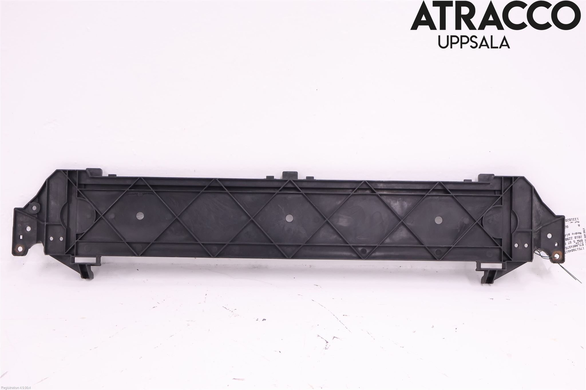 BMW 5 GT F07 09-17 Radiator Feste - Ramme - Bjelk