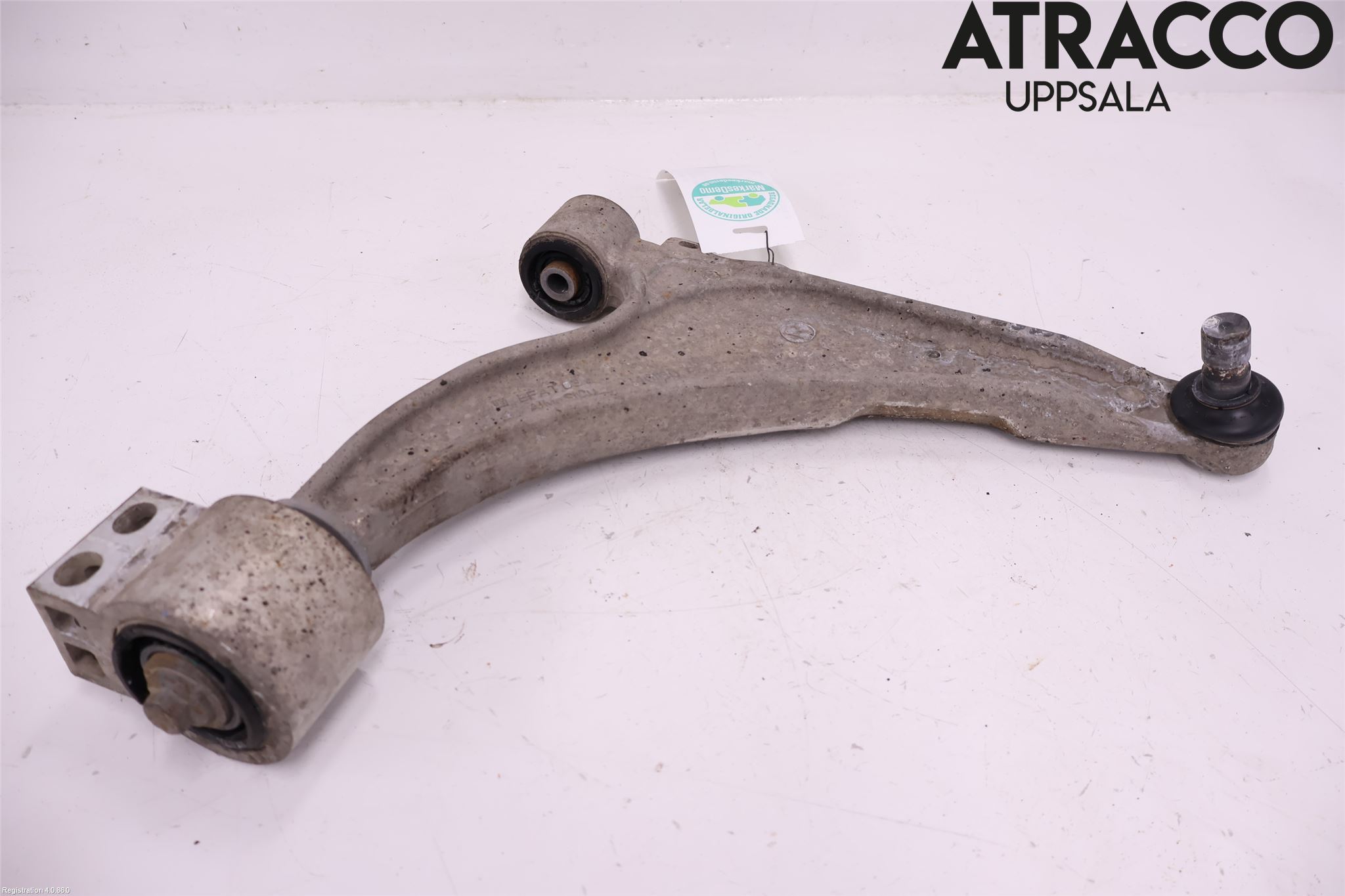 Opel ASTRA J 10-15 Bærearm Foran Høyre Nedre