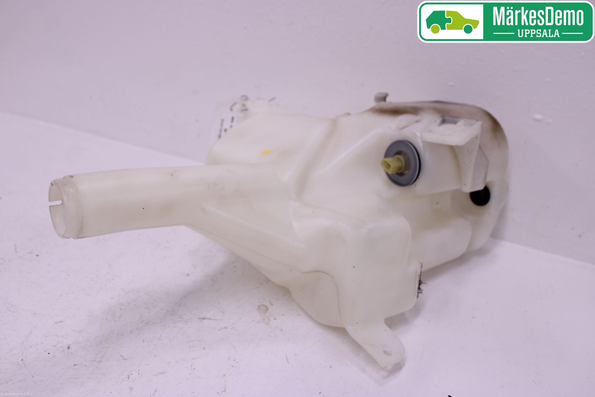 Saab 9-5 -05 Spylerbeholder Frontrute-Lykte