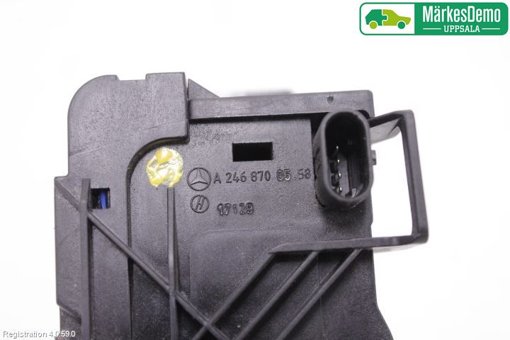Opel ASTRA J 10-15 Luftstyring Front