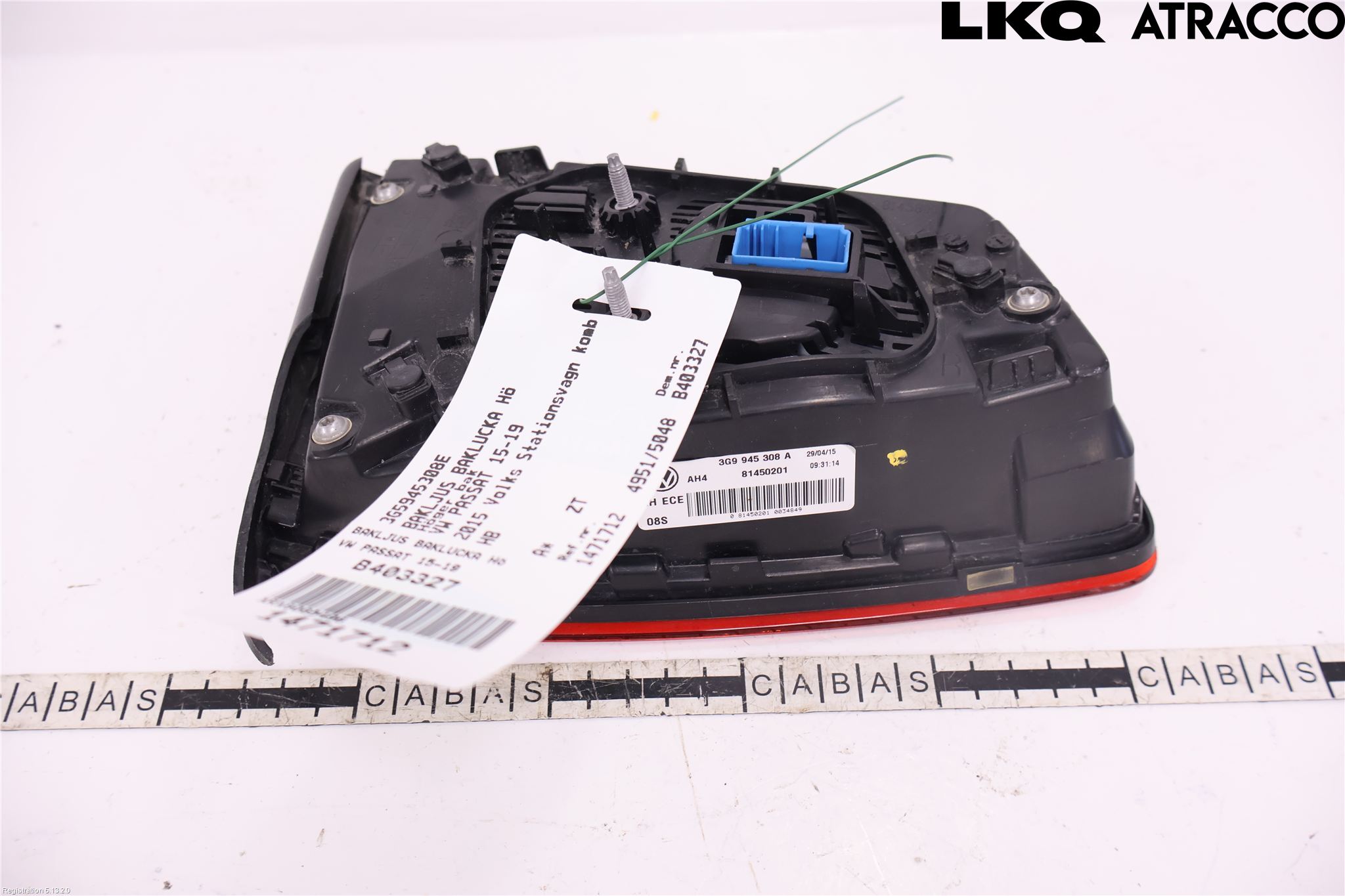 Volkswagen VW PASSAT 15-19 Baklykt Høyre  På Luke(Indre)