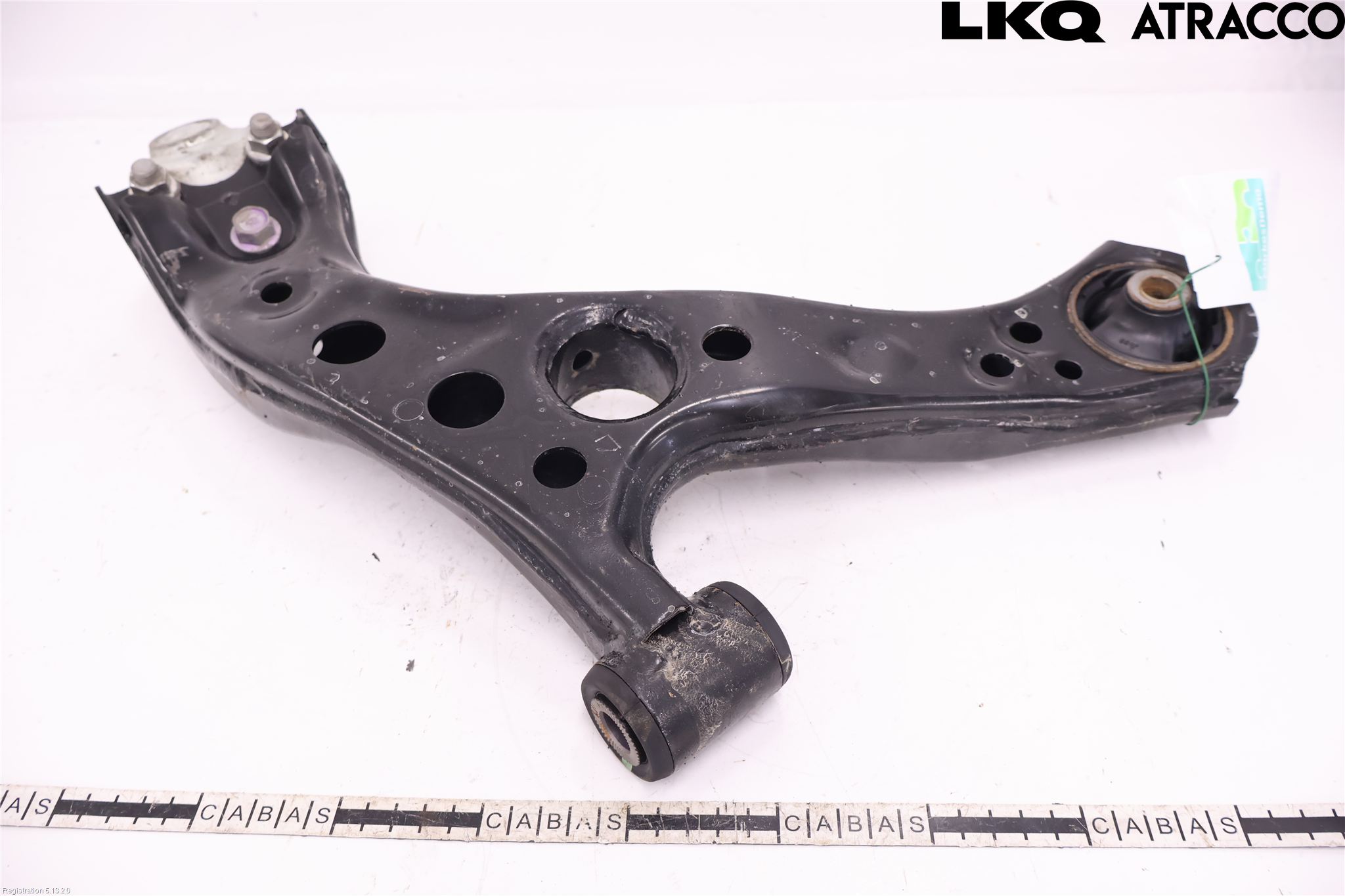 Toyota COROLLA CROSS XG10 22- Bærearm Foran Venstre Nedre