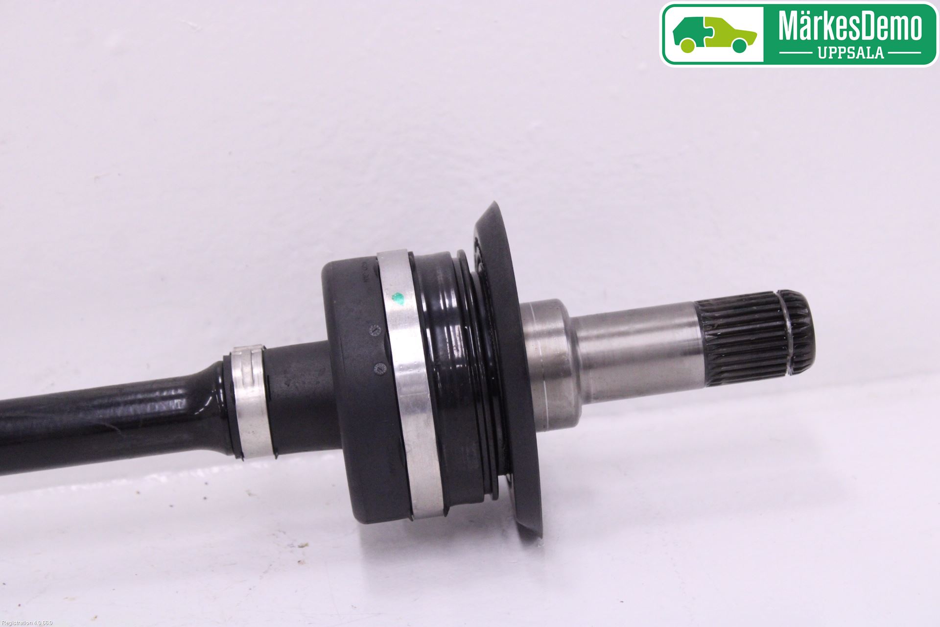 BMW 5 G30/G31/F90 17-23 Drivaksel Bak Kompl Høyre