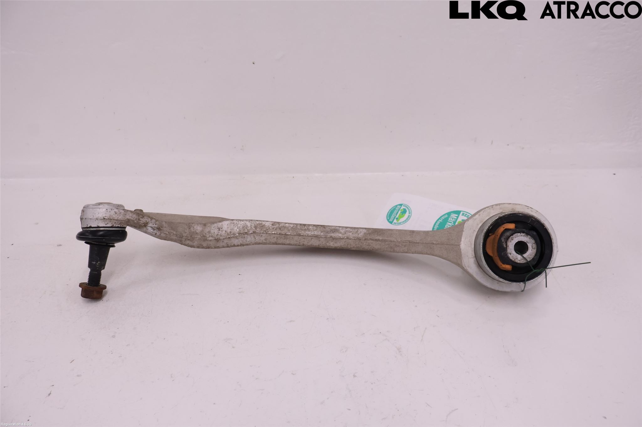 Volkswagen VW PASSAT 01-05 Bærearm Foran Høyre Nedre