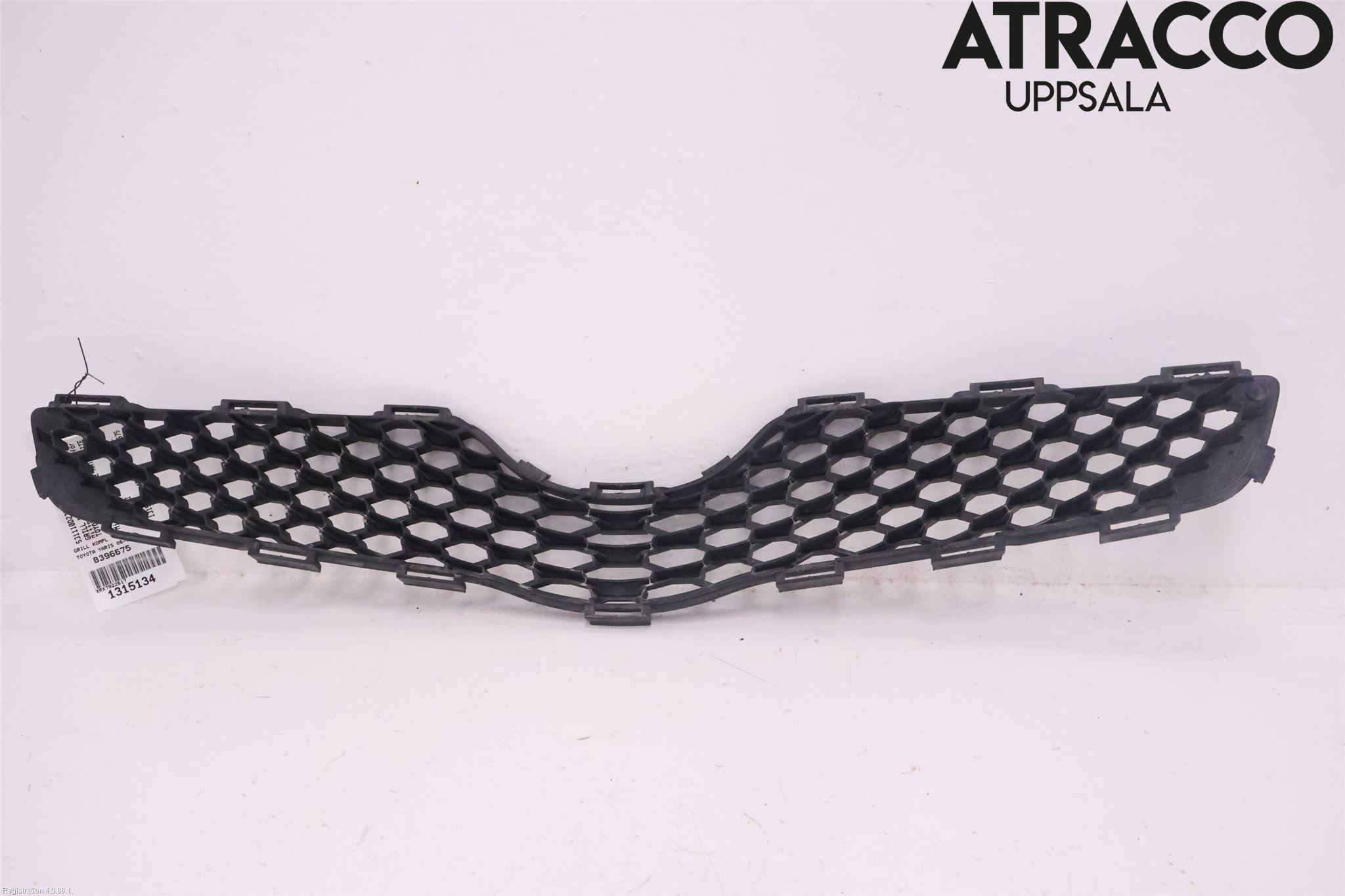 Toyota YARIS XP90 06-11 Grill Komplett