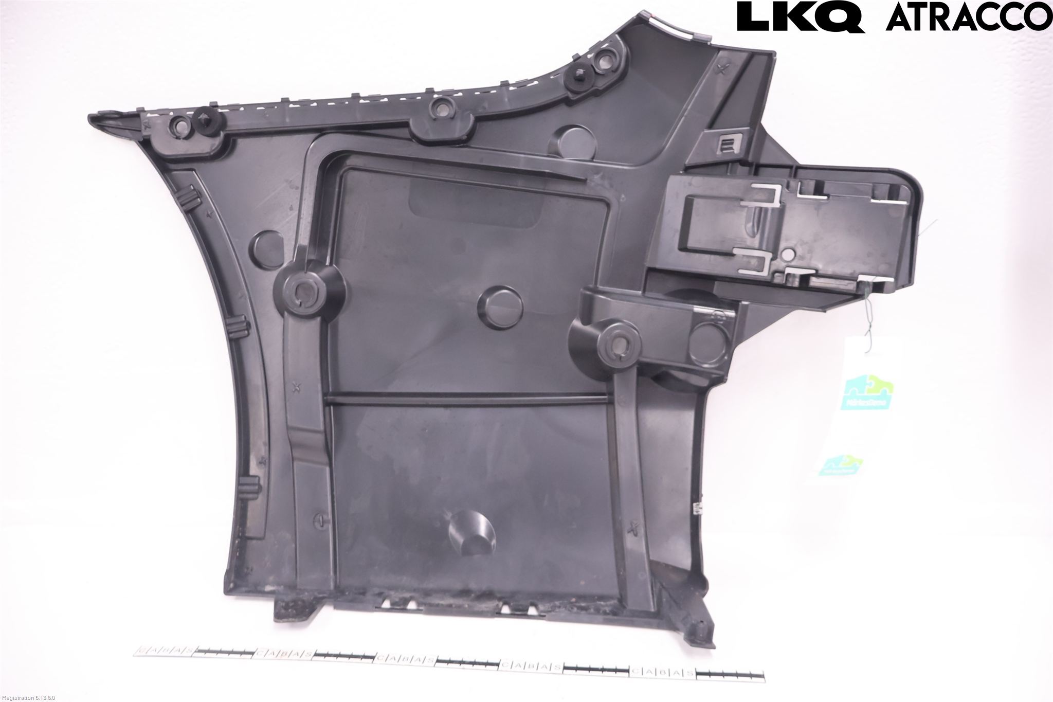 BMW 5 G30/G31/F90 17-23 Støtfangerfeste Bak Høyre