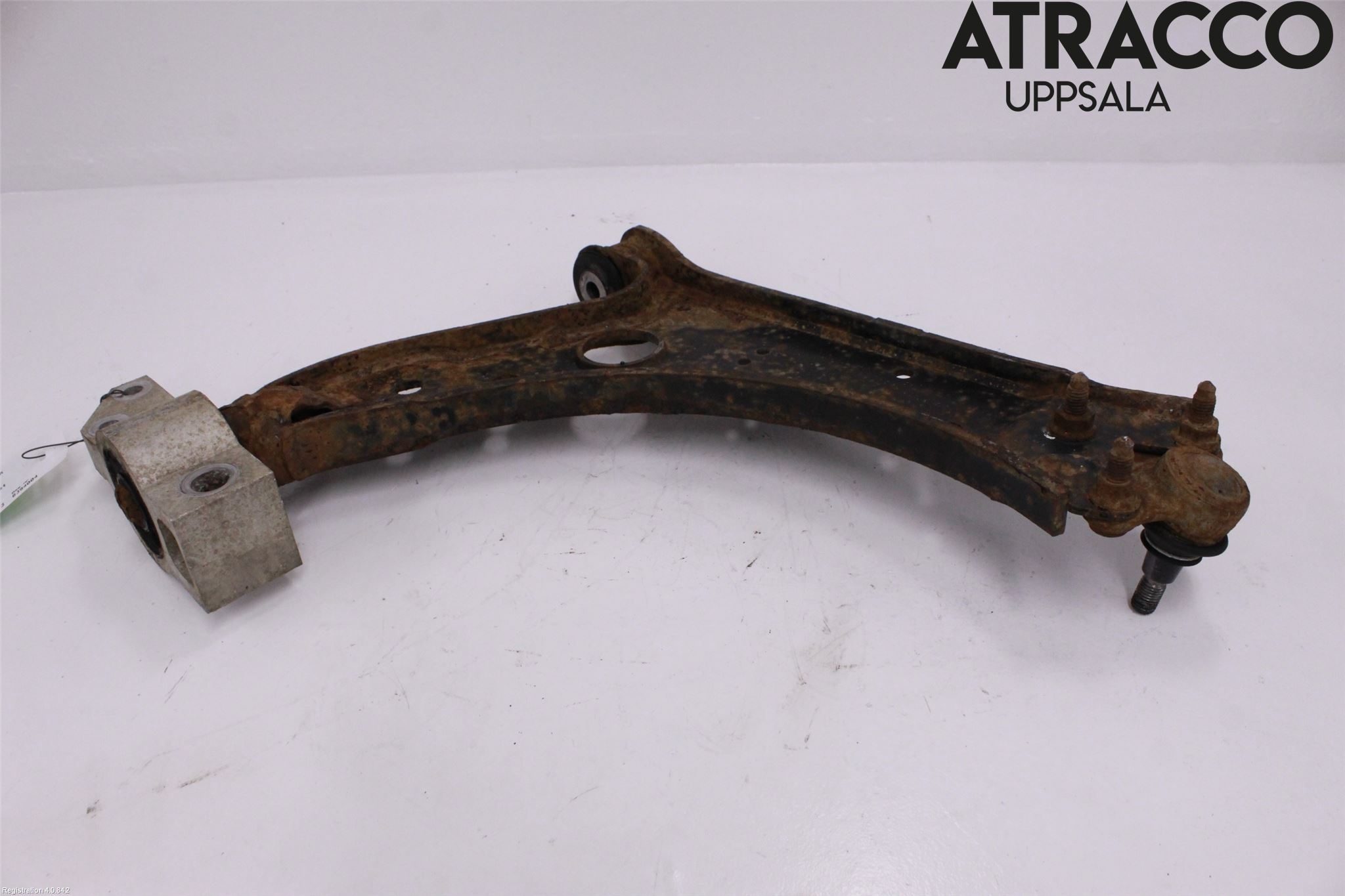 Volkswagen VW GOLF V 04-09 Bærearm Foran Venstre Nedre