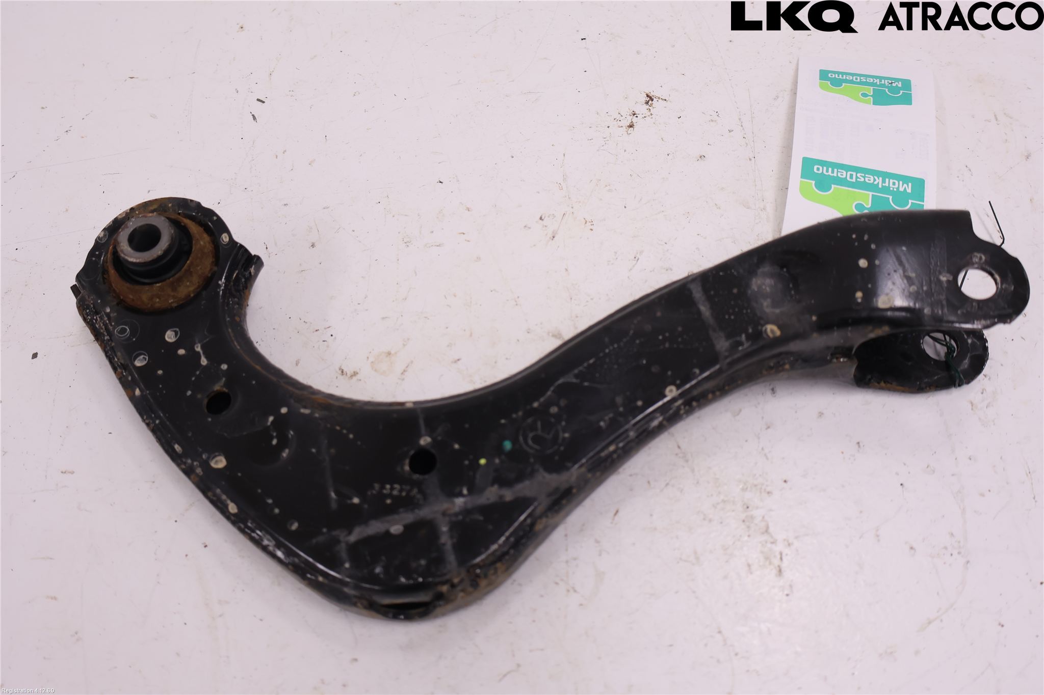 Toyota COROLLA 19- Bærearm Bak Høyre Øvre
