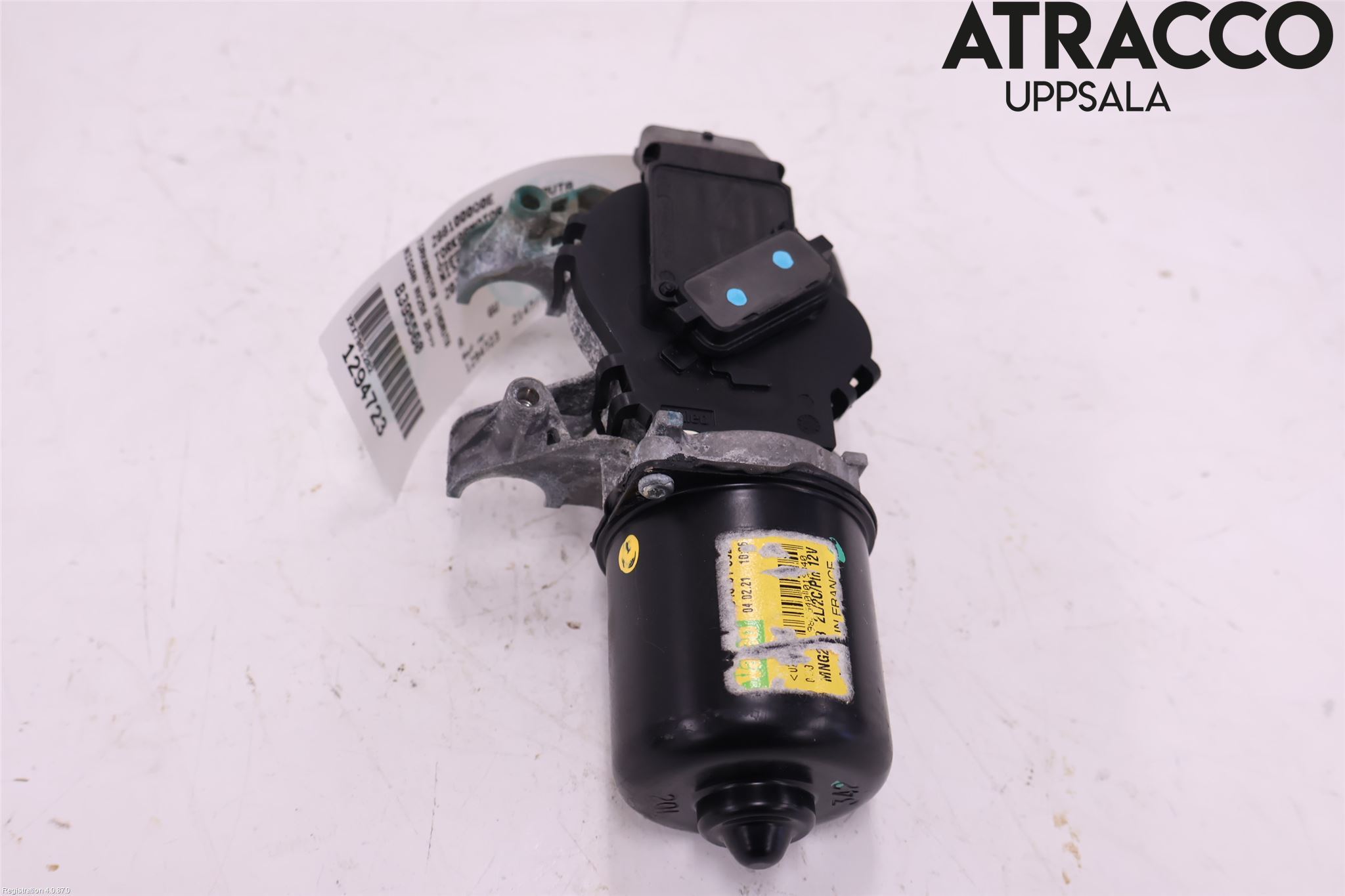 Nissan NV250 20-22 Viskermotor Frontrute