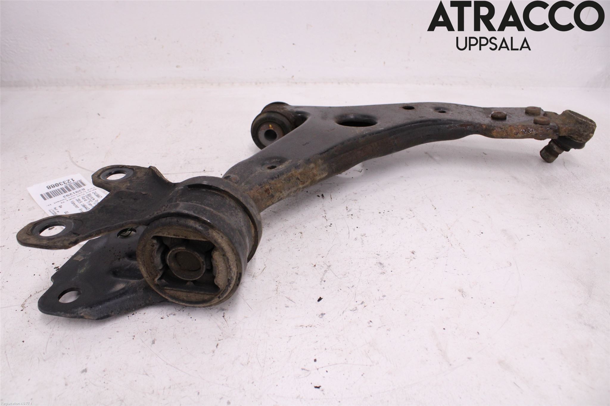 Ford TRANSIT/TOURNEO CONNECT 13-22 Bærearm Foran Venstre Nedre