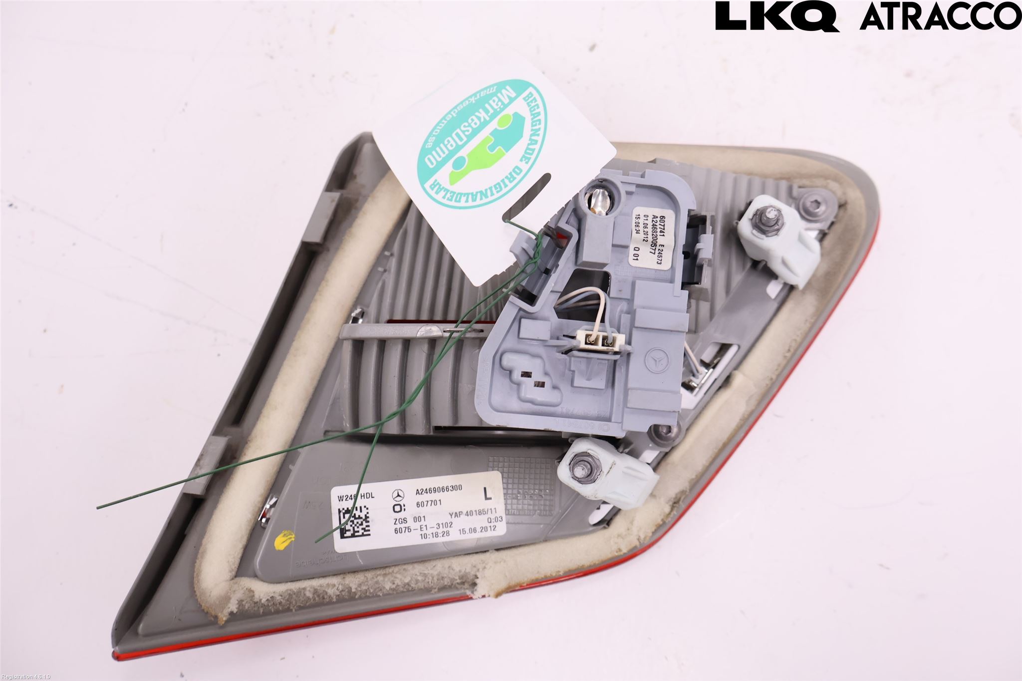 Mercedes-Benz MB B-KLASS (W246/W242) 12-19 Baklykt Venstre  På Luke(Indre