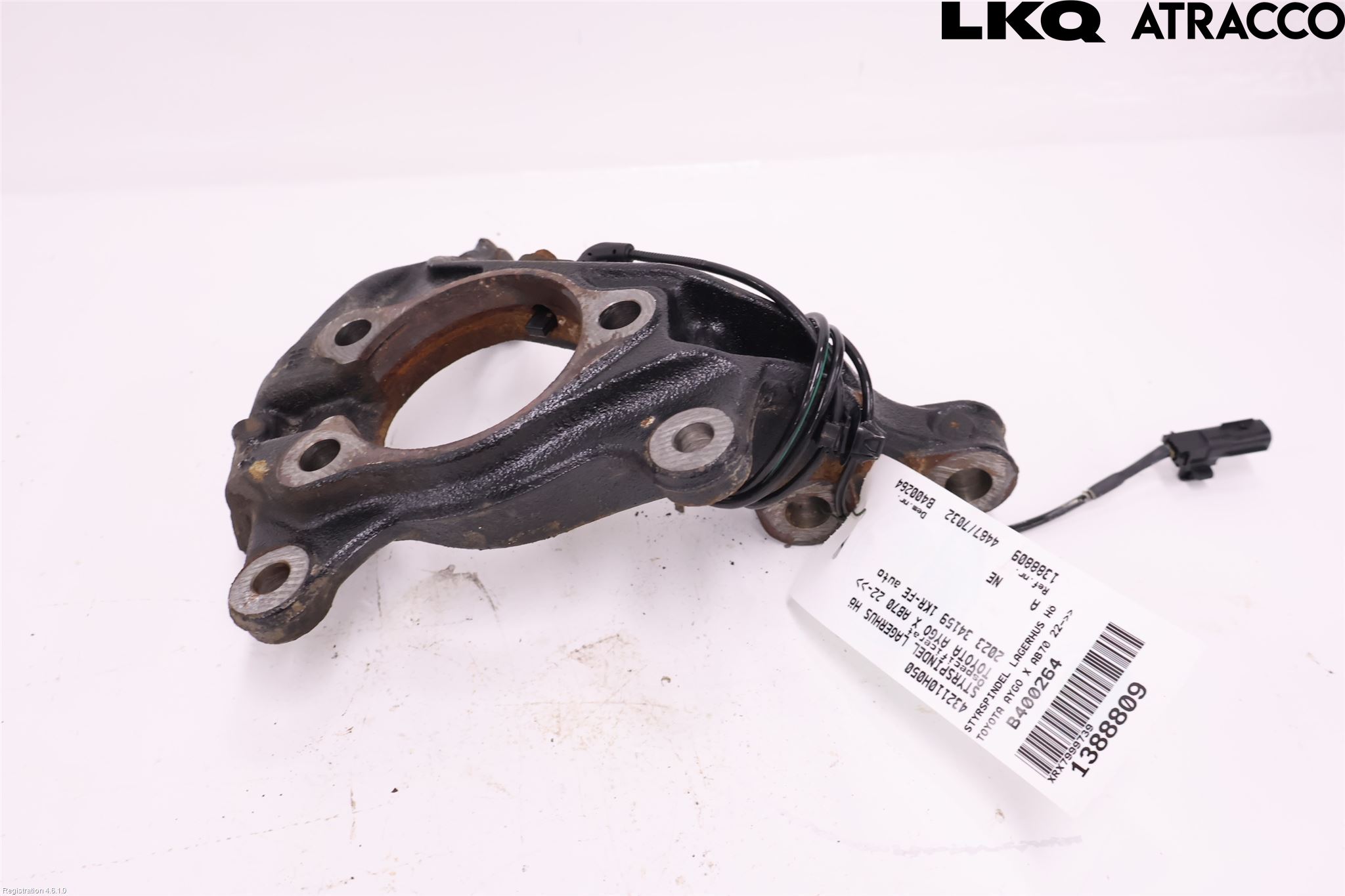 Toyota AYGO X AB70 22- Spindel Hf