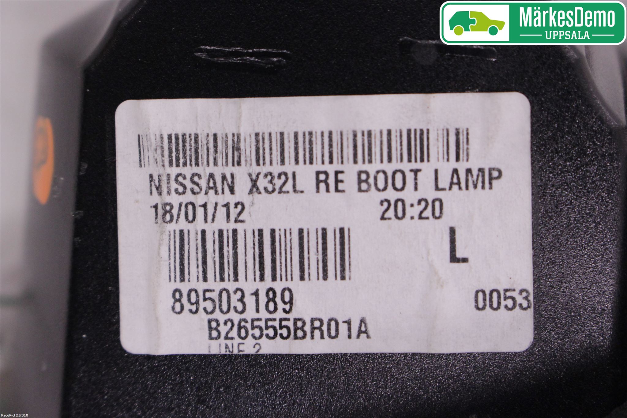 Nissan QASHQAI+2  10-14 Baklykt Venstre  På Luke(Indre