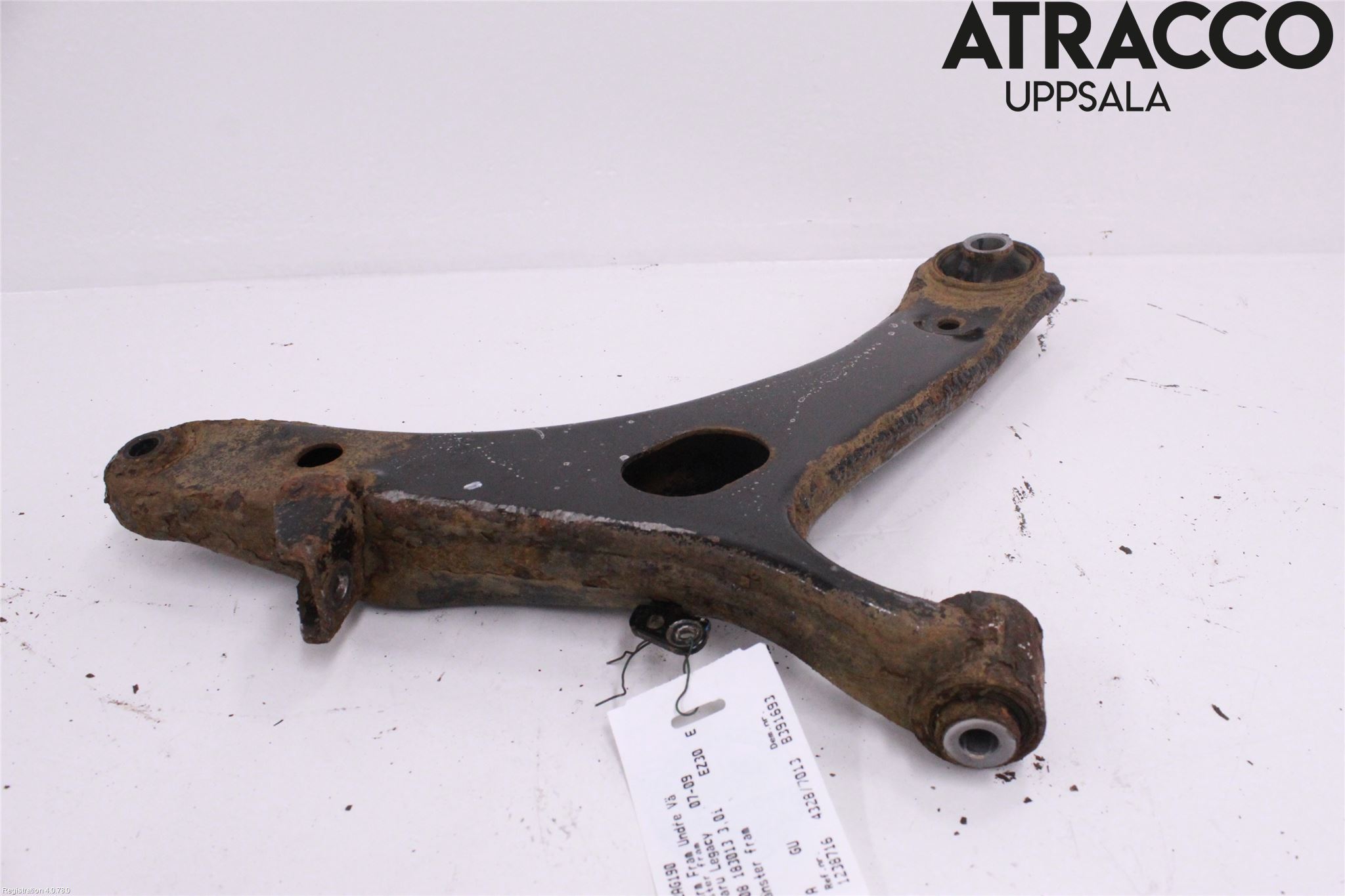 Subaru LEGACY    07-09 Bærearm Foran Venstre Nedre
