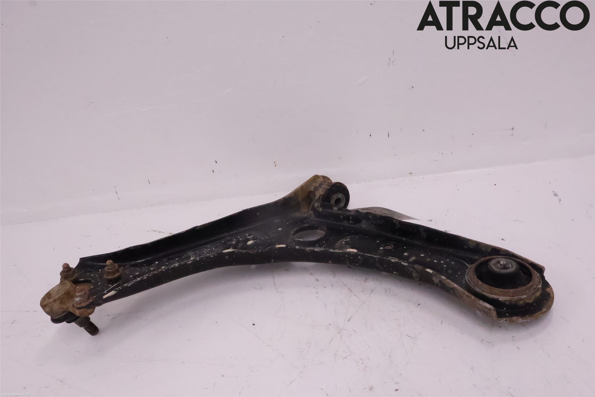 Volkswagen VW CADDY 16-20 Bærearm Foran Høyre Nedre