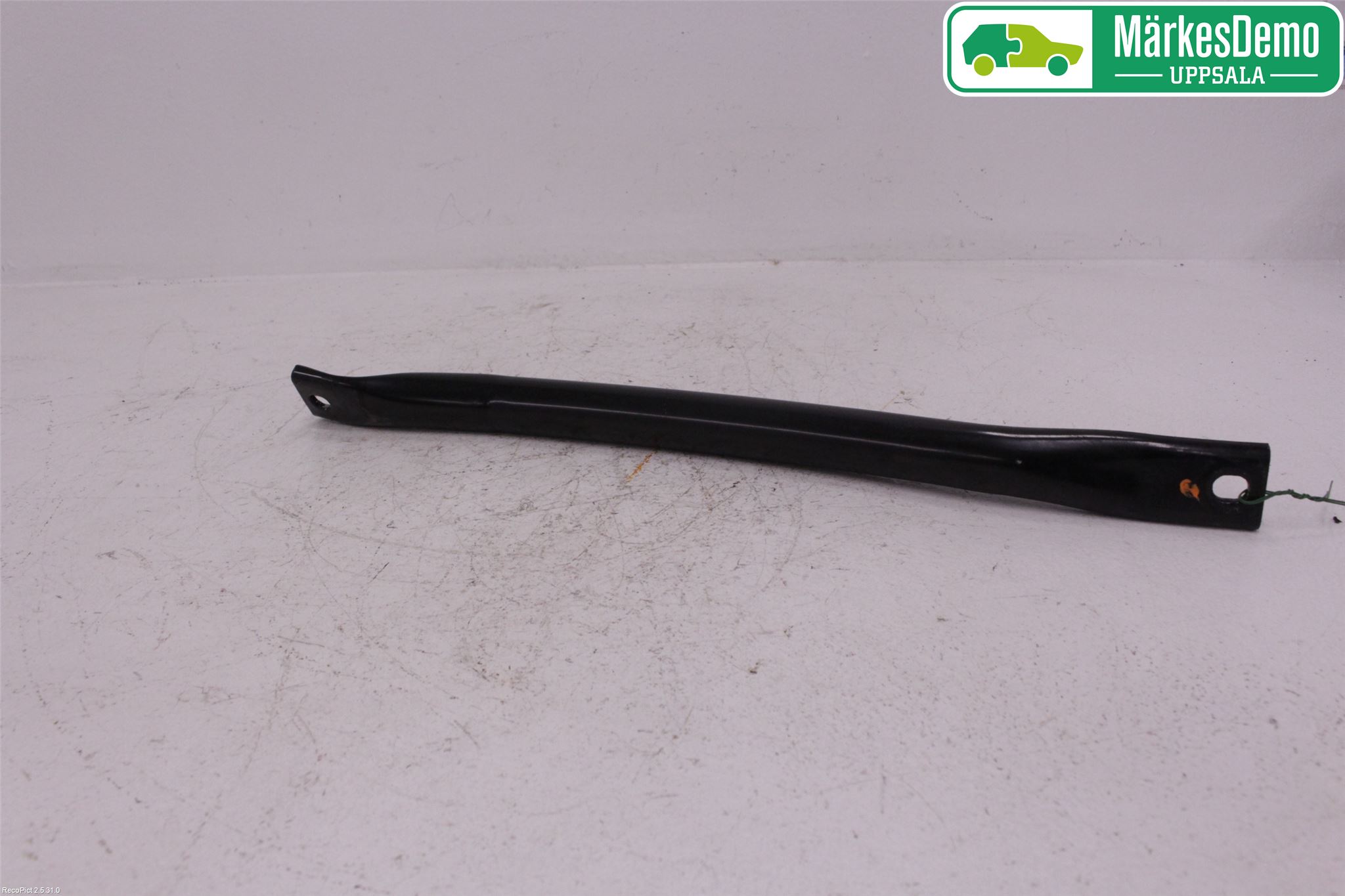 BMW 5 F10/F11/F18 09-17 Front Øvrig