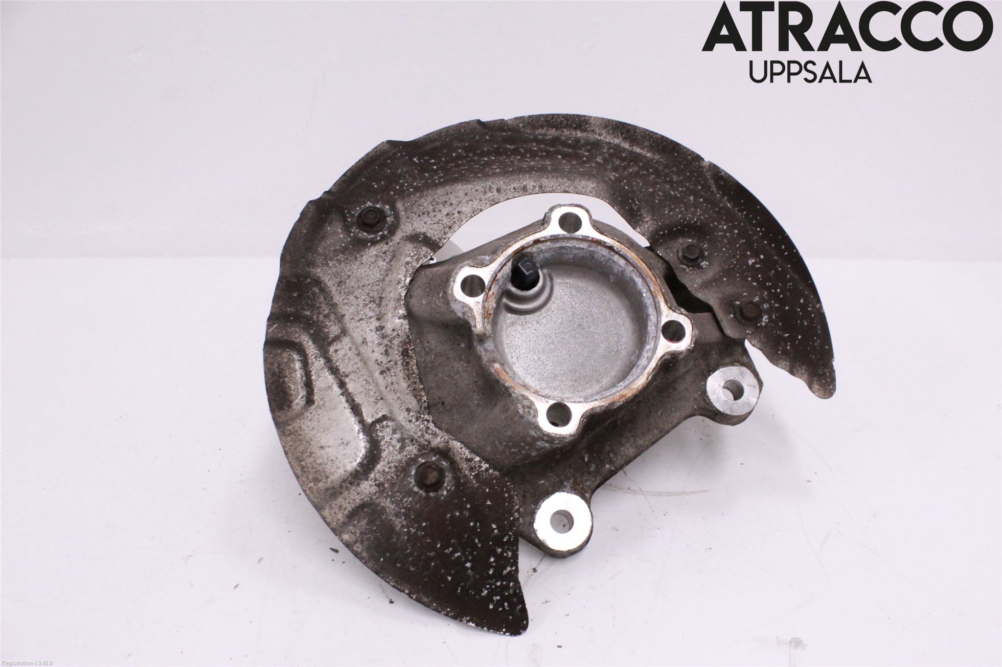BMW 1 E87/81 5D/3D 03-11 Spindel Vf