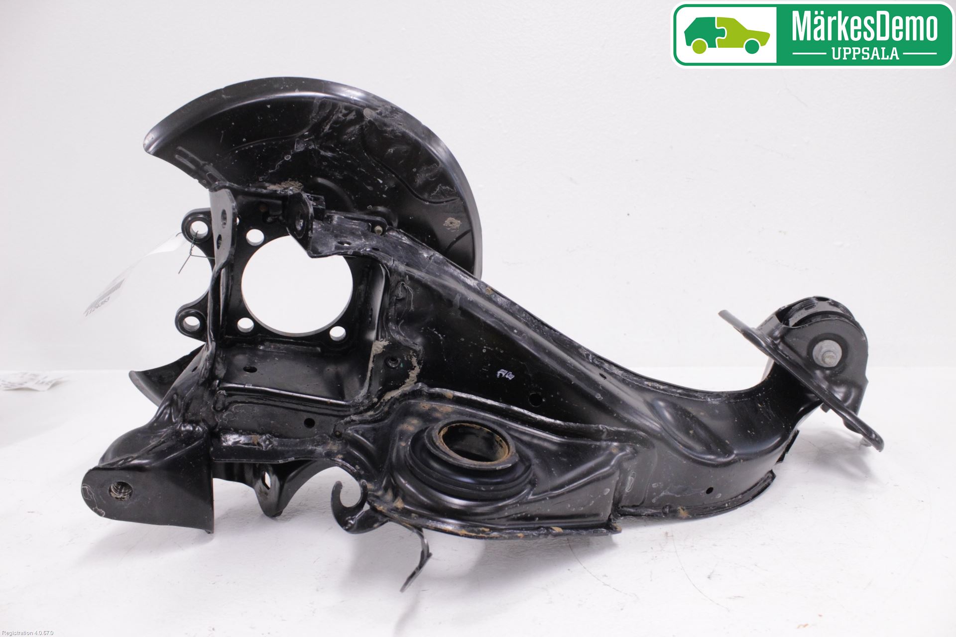 Mini ONE/COOPER 3DR F56 14-24 Spindel Vb