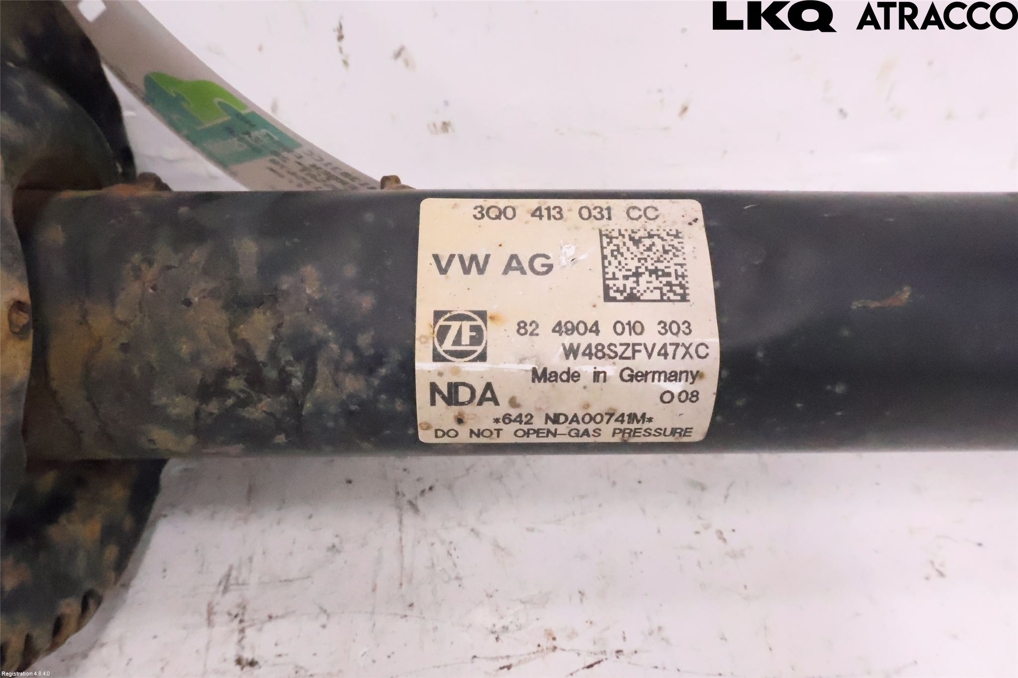 Volkswagen VW PASSAT 15-19 Fjærbein Foran Høyre