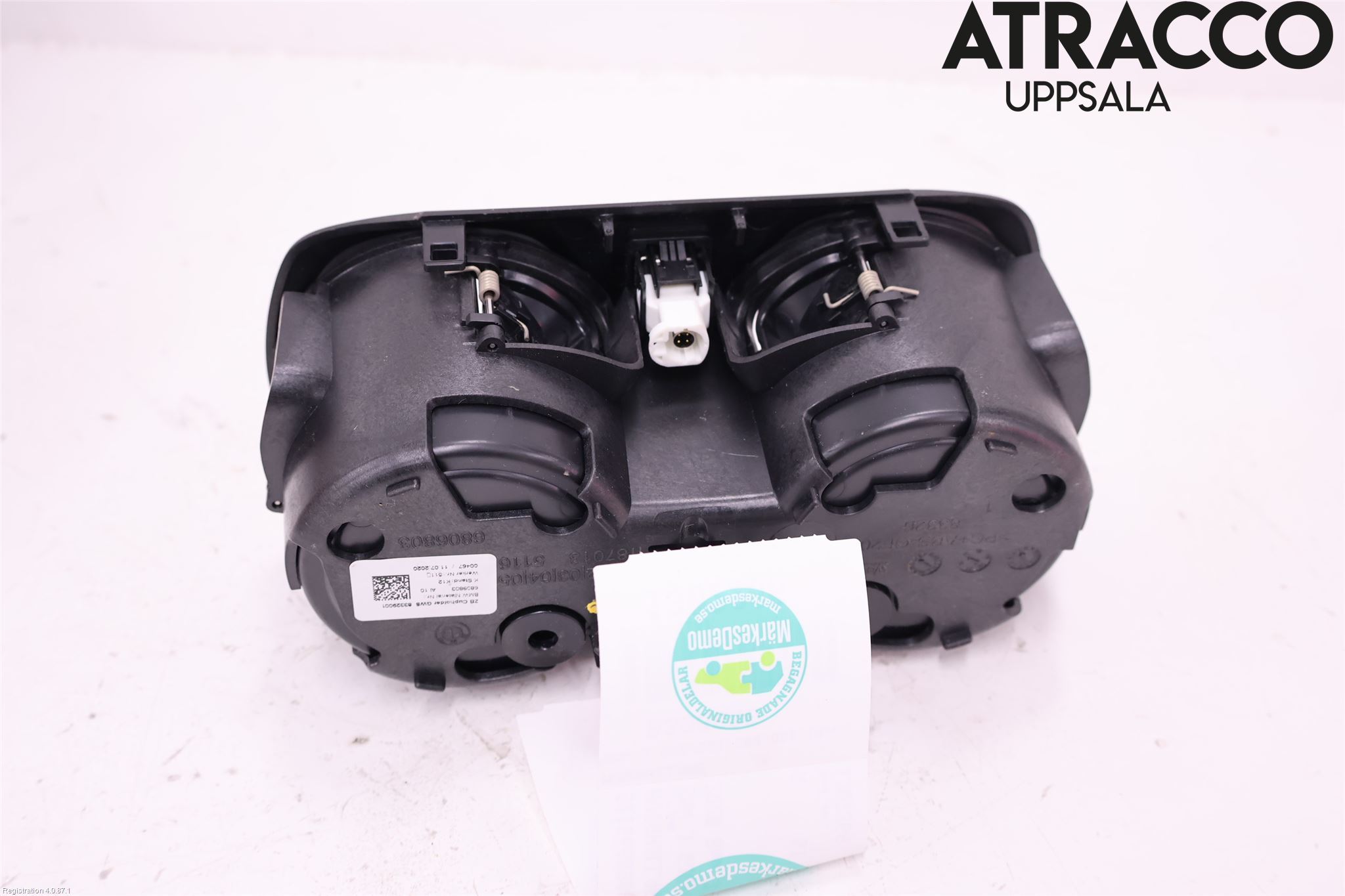 BMW 3 G20/G21/G80/G81 19- Innr Koppholder