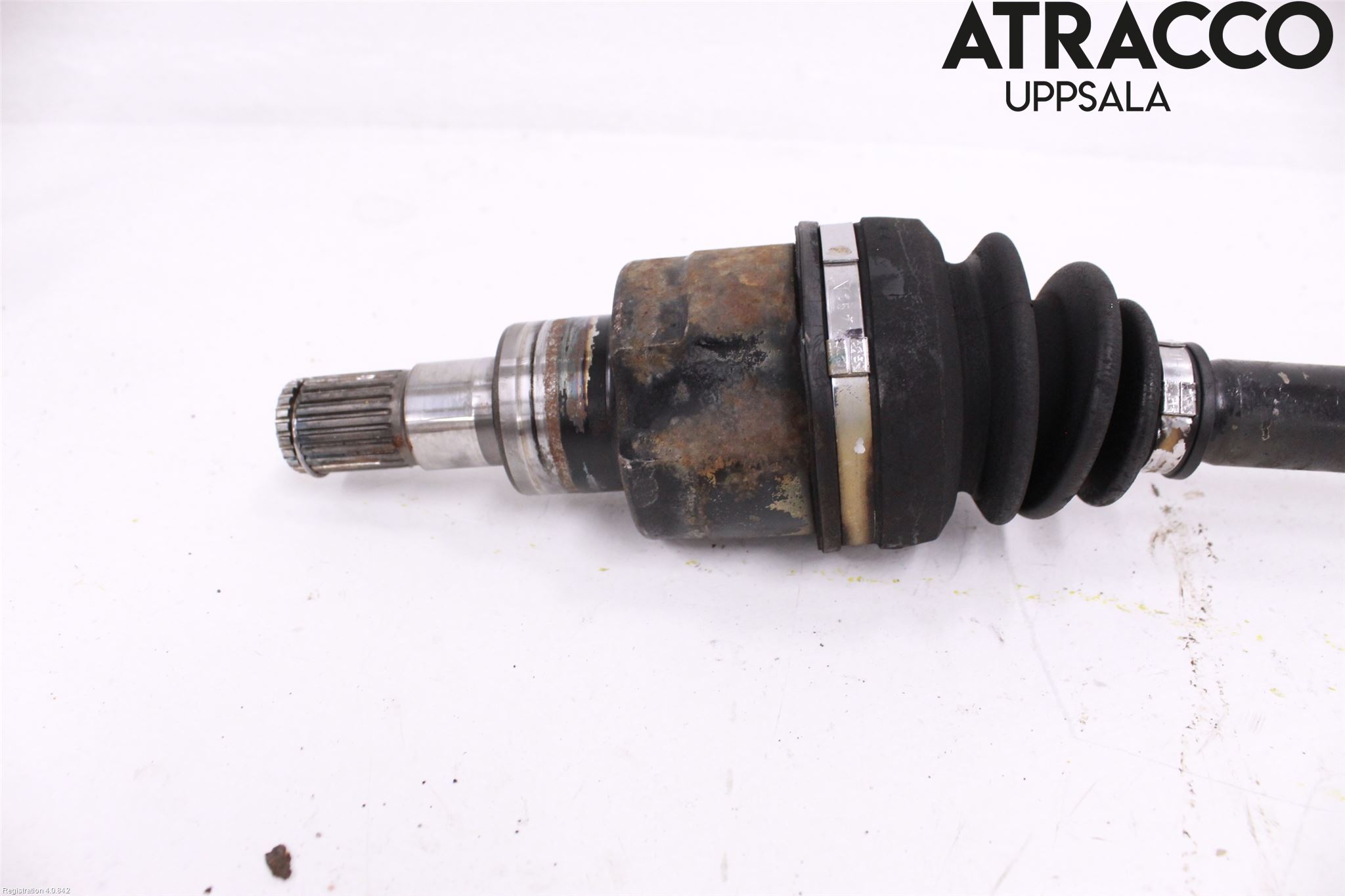 Suzuki ALTO 79-14 Drivaksel Foran Kompl Høyre